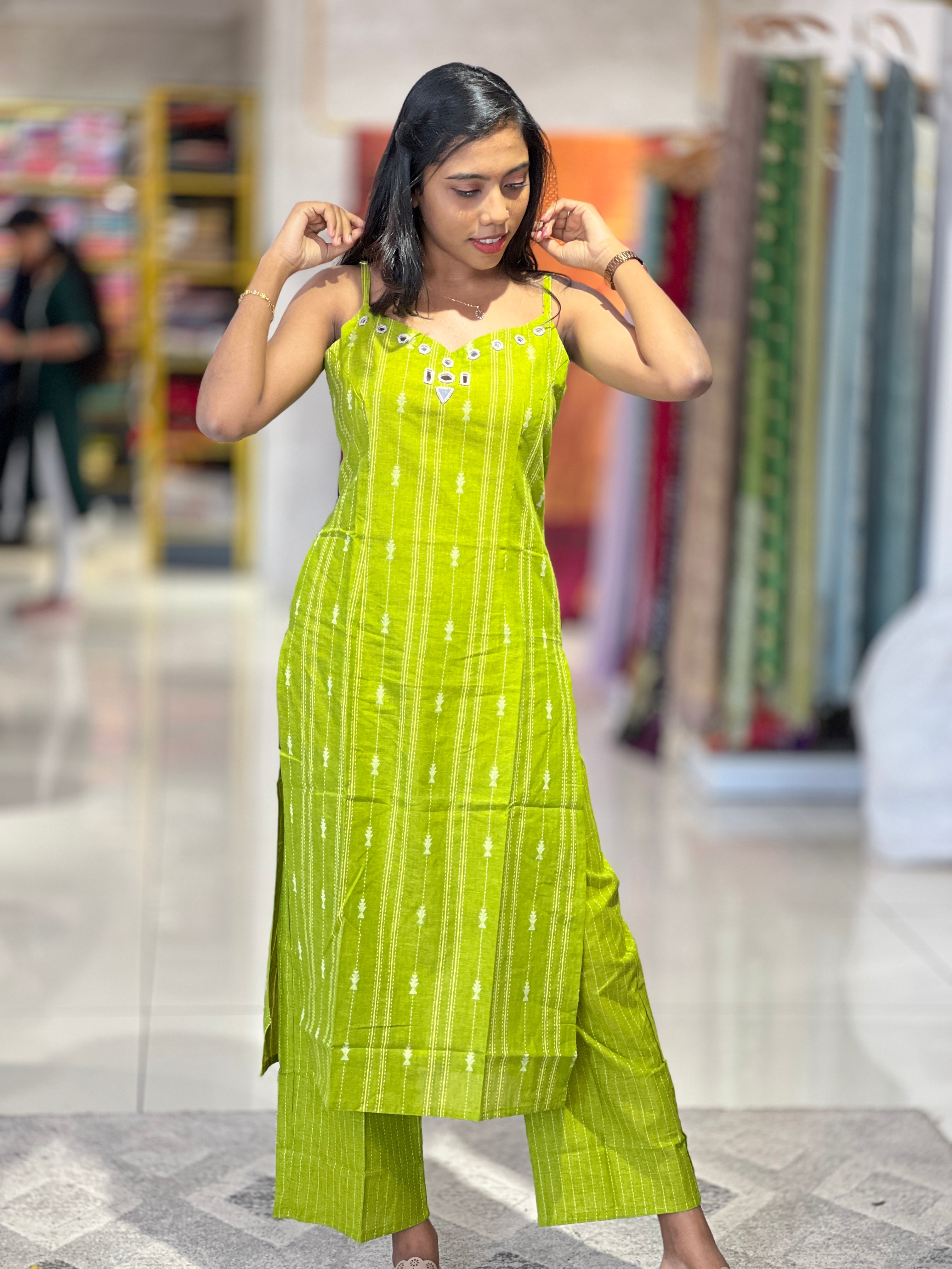 Ameri INDIA EMBROIDERY BUSTIER&BAG カーキ Amazon.com: India Meets India Handicraft Cloth Women Tote