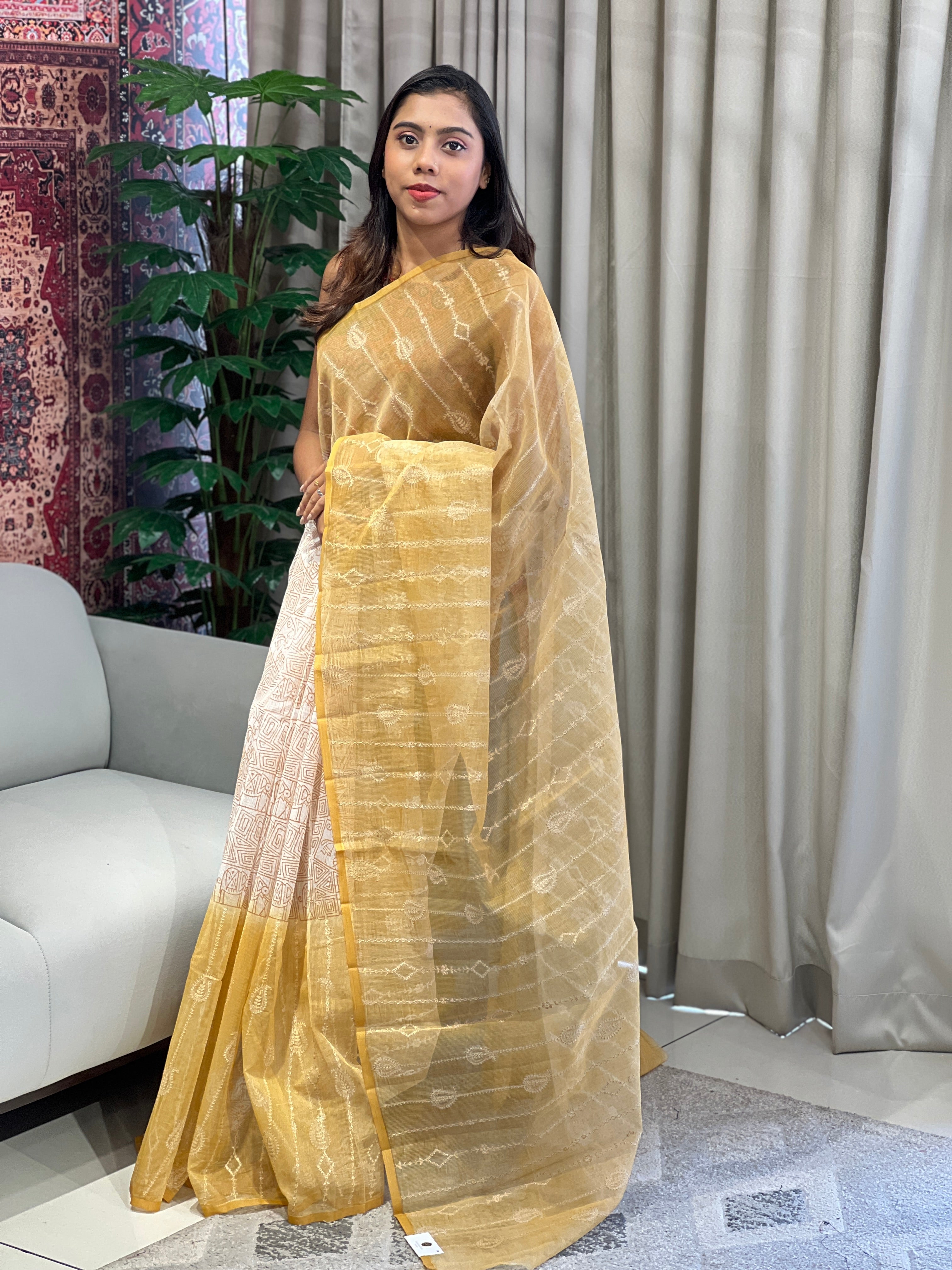 Print With Embroidery Detailed Kota Saree | YNG924