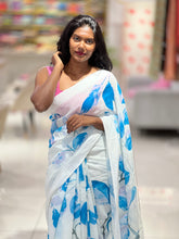 Floral Digital Print Detailed Linen Saree | MR400