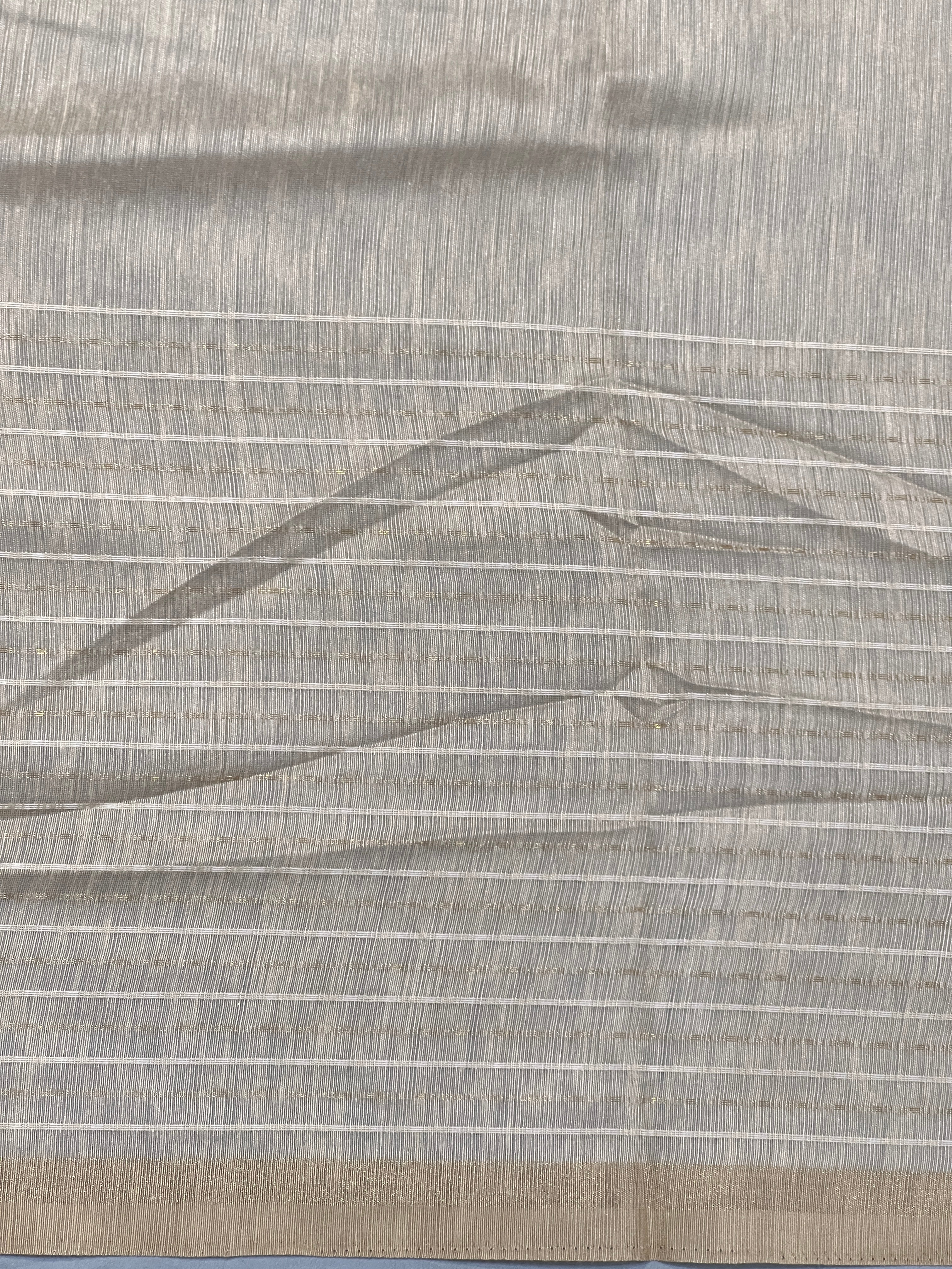 Computerized Embroidery Detailed Linen Saree | SSN301