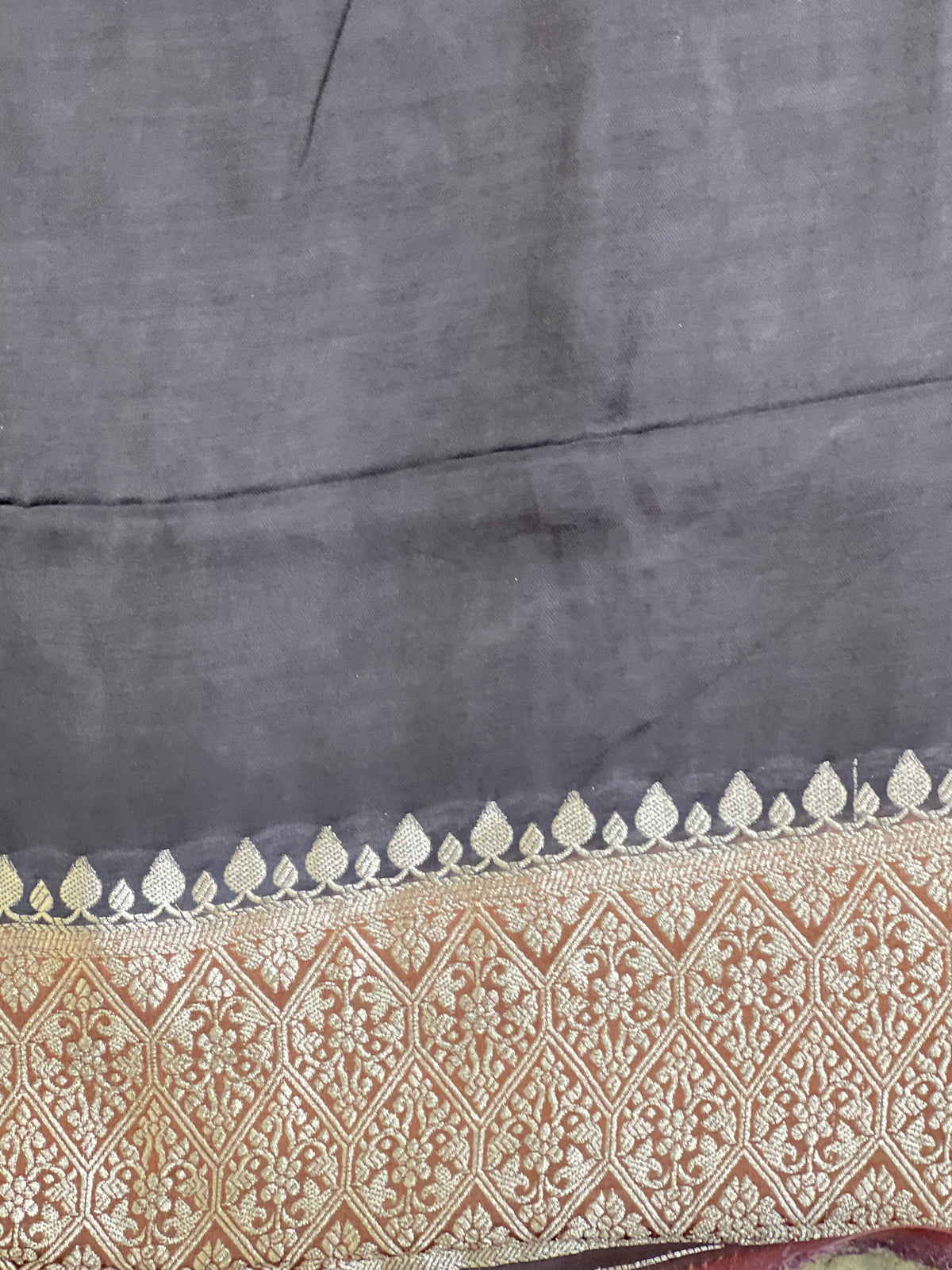 Banarasi Weaving Pattern Satin Crepe Saree | MB170
