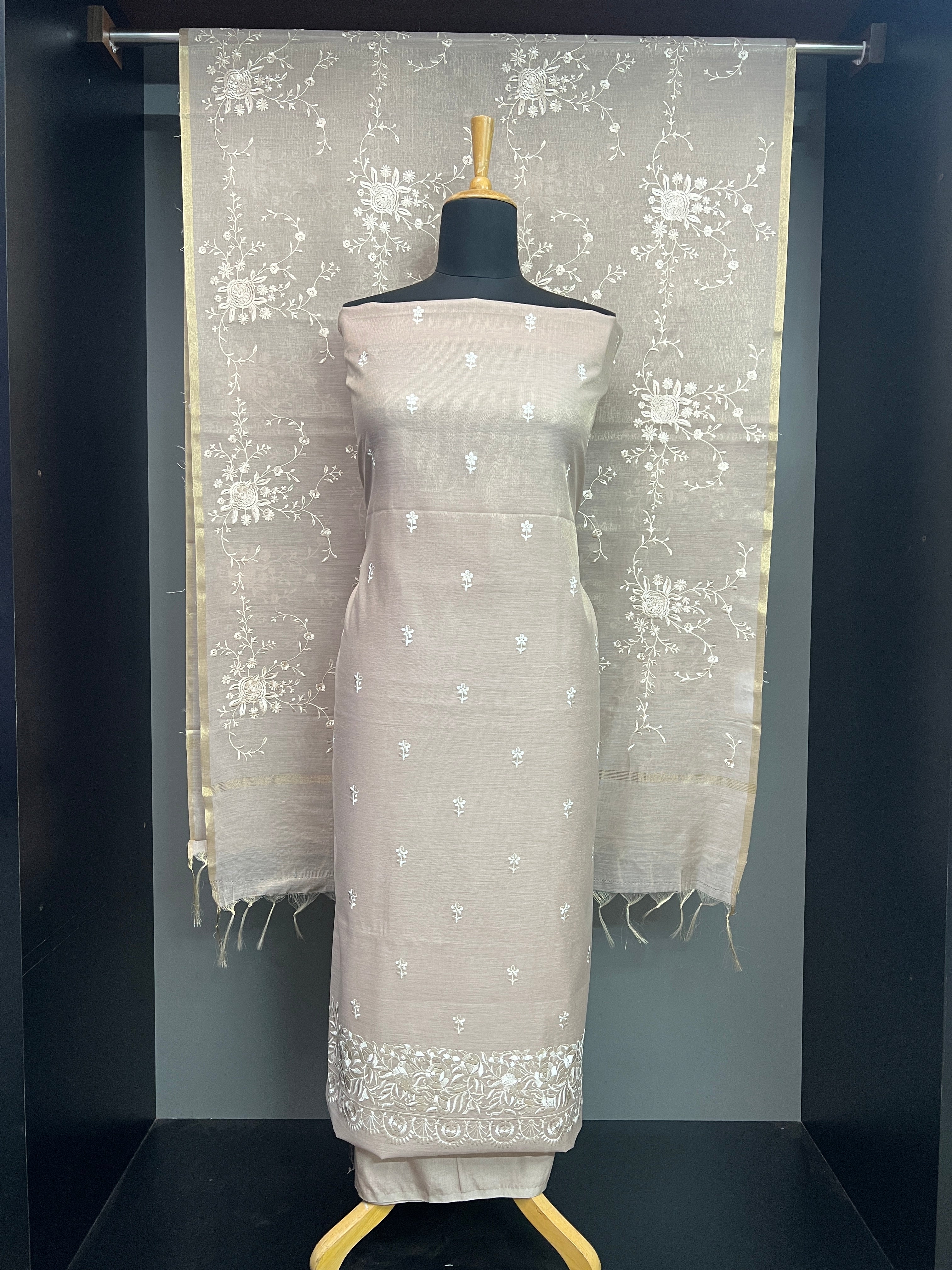 Floral Embroidery Detailed Tissue Salwar Set | PKS181