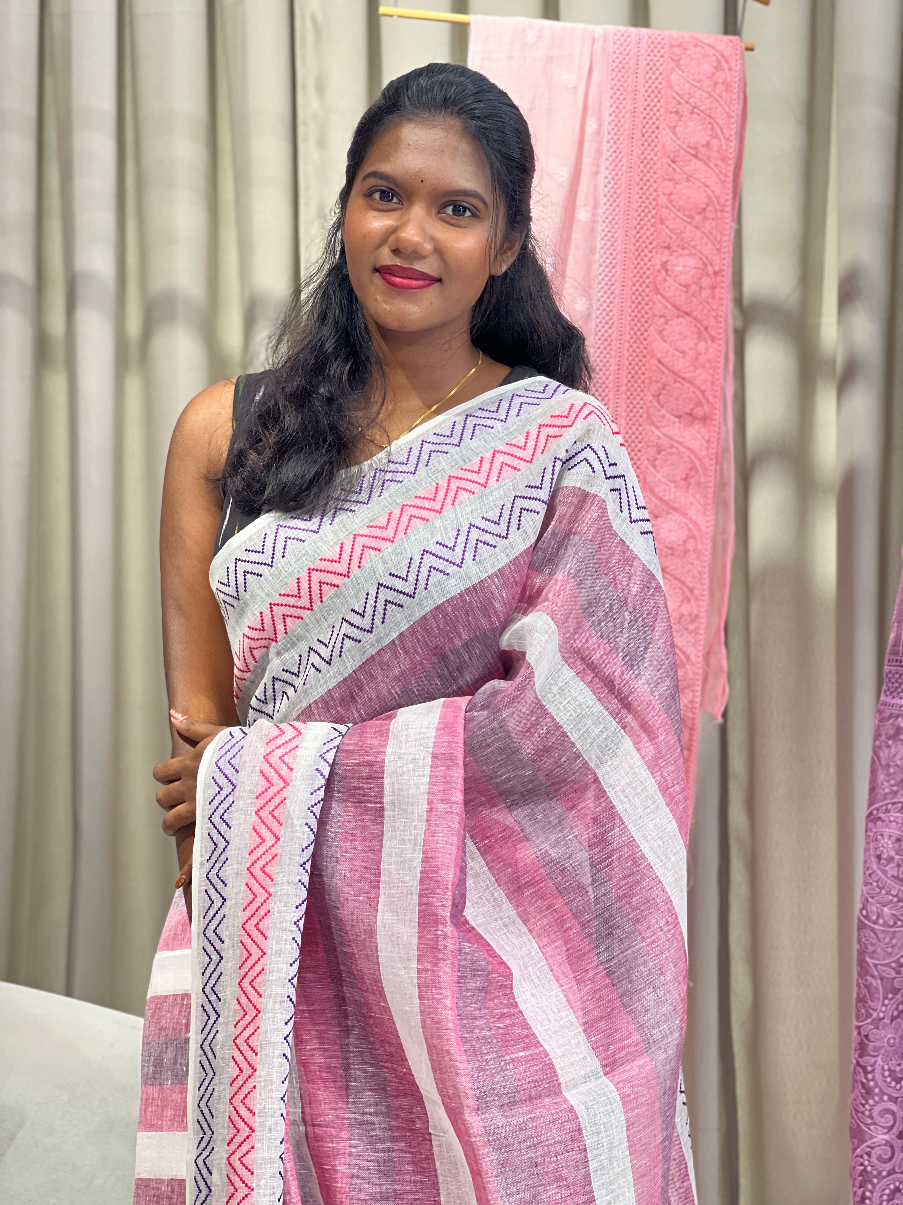 Thread Weaving Pattern Linen Saree | EVA140