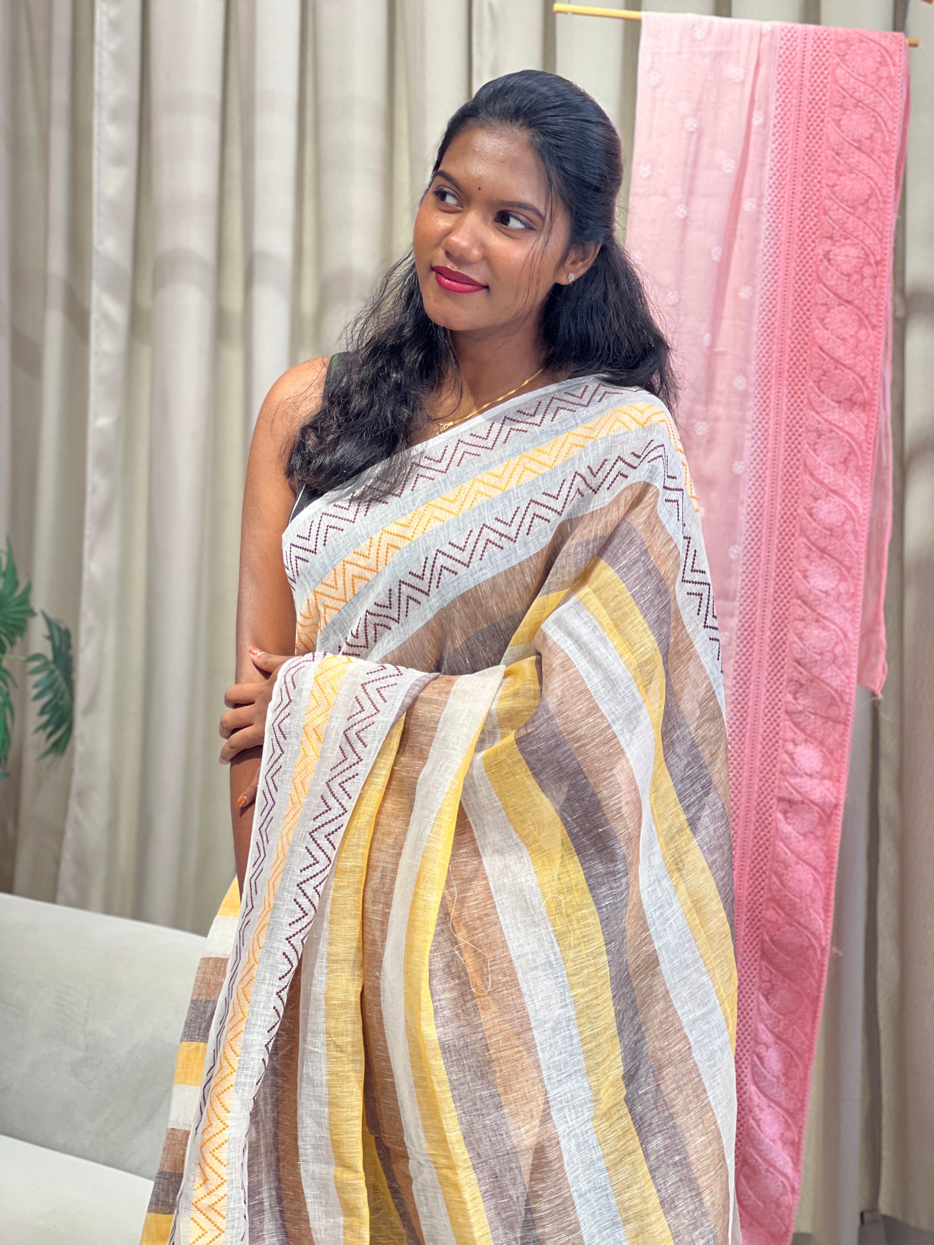 Thread Weaving Pattern Linen Saree | EVA143