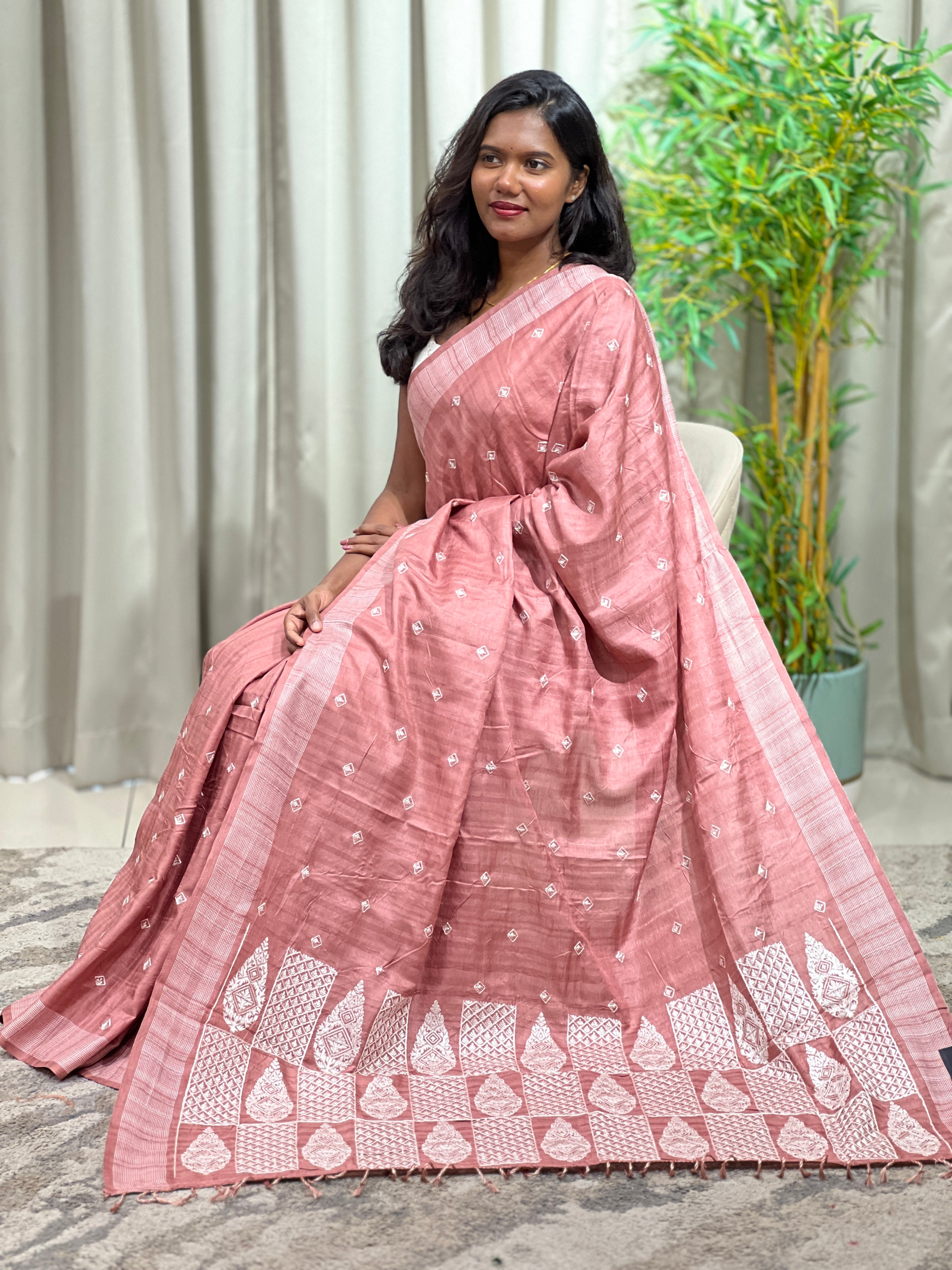 Buta Pattern Tussar Saree | SUN789