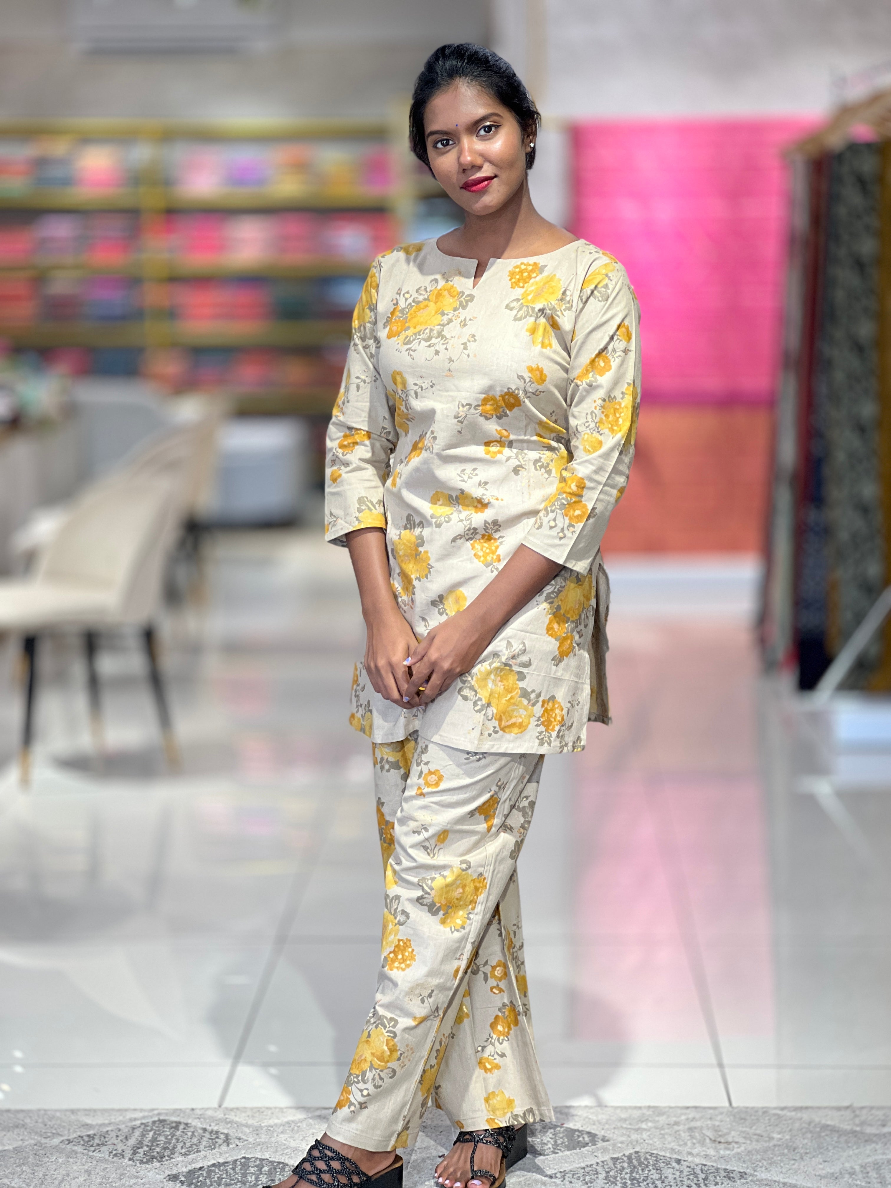 Floral Printed Pattern Cotton Kurta Set | VFD136