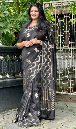 Banarasi Weaving Pattern Semi Silk Saree | NN257