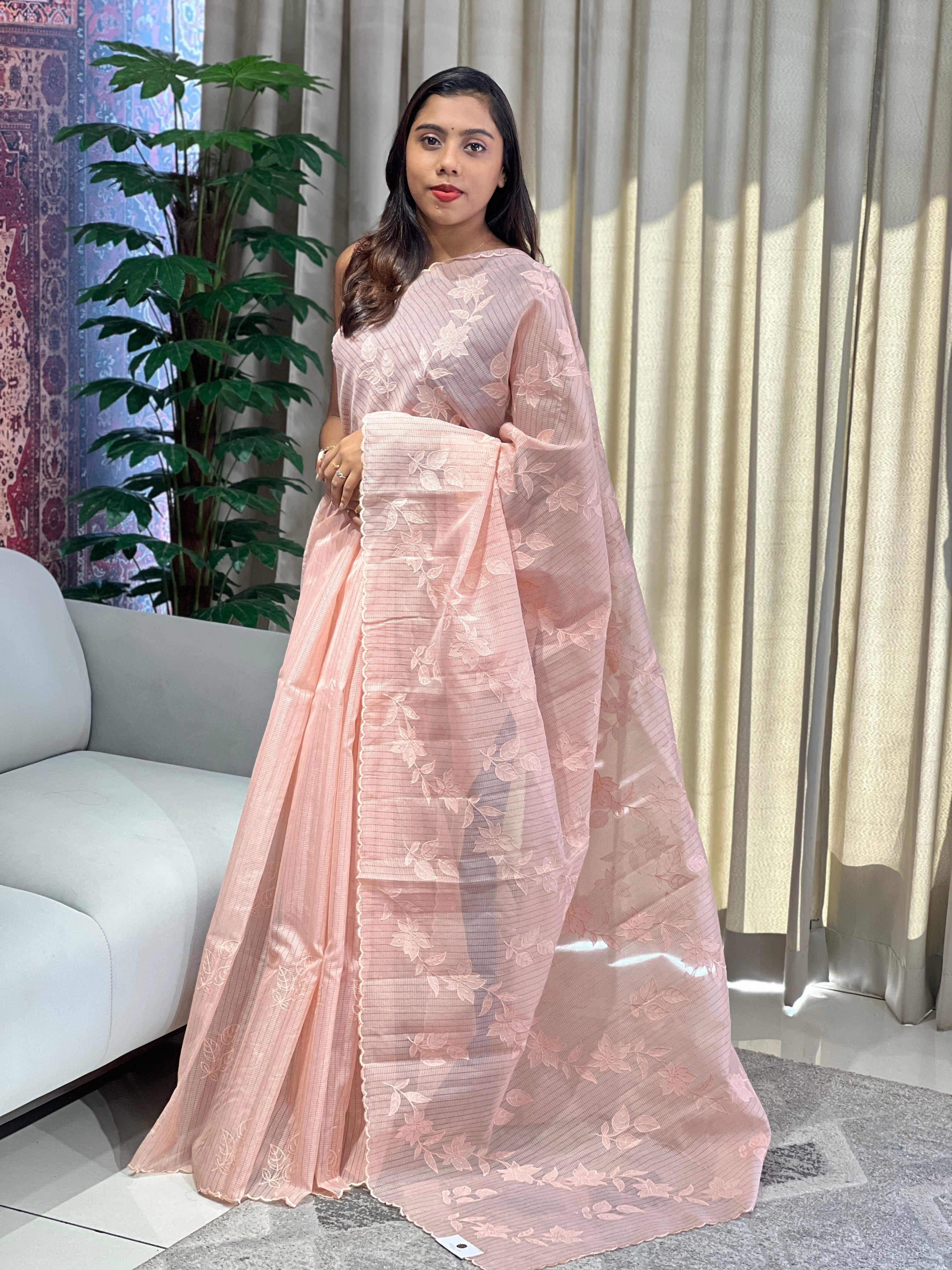 Floral Applique Detailed Supernet Kota Saree | YNG961