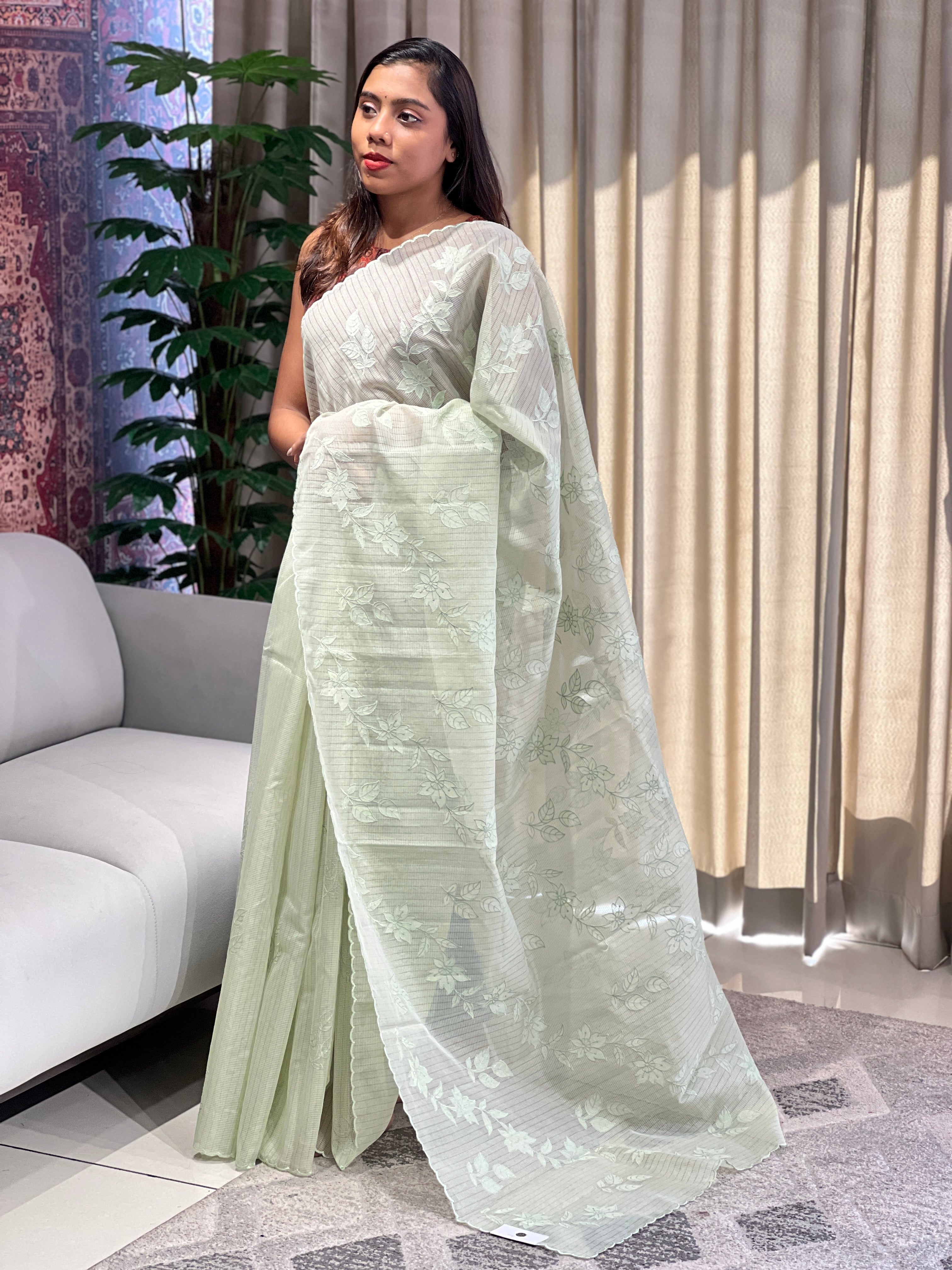 Floral Applique Detailed Supernet Kota Saree | YNG962