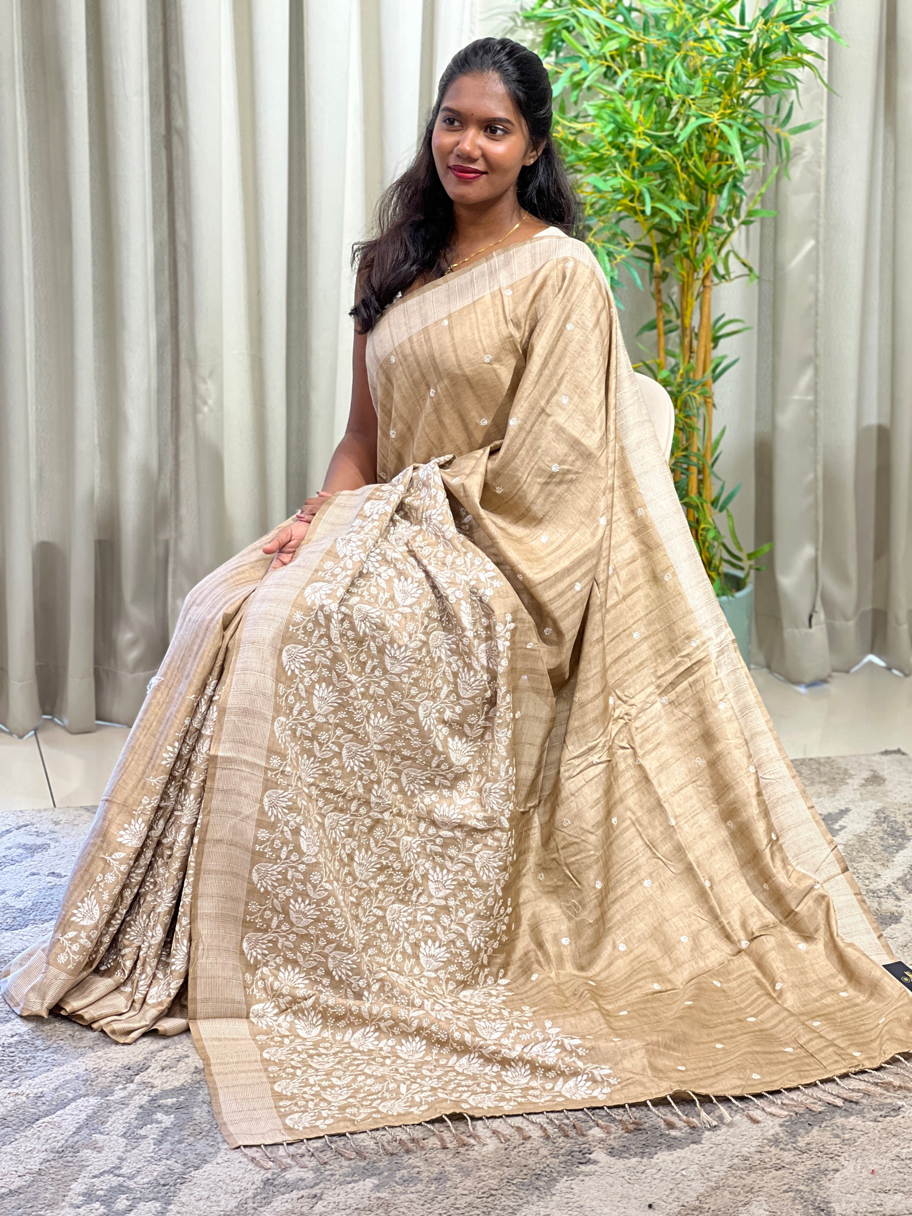 Embroidered Buta Woven Tussar Saree | SUN799