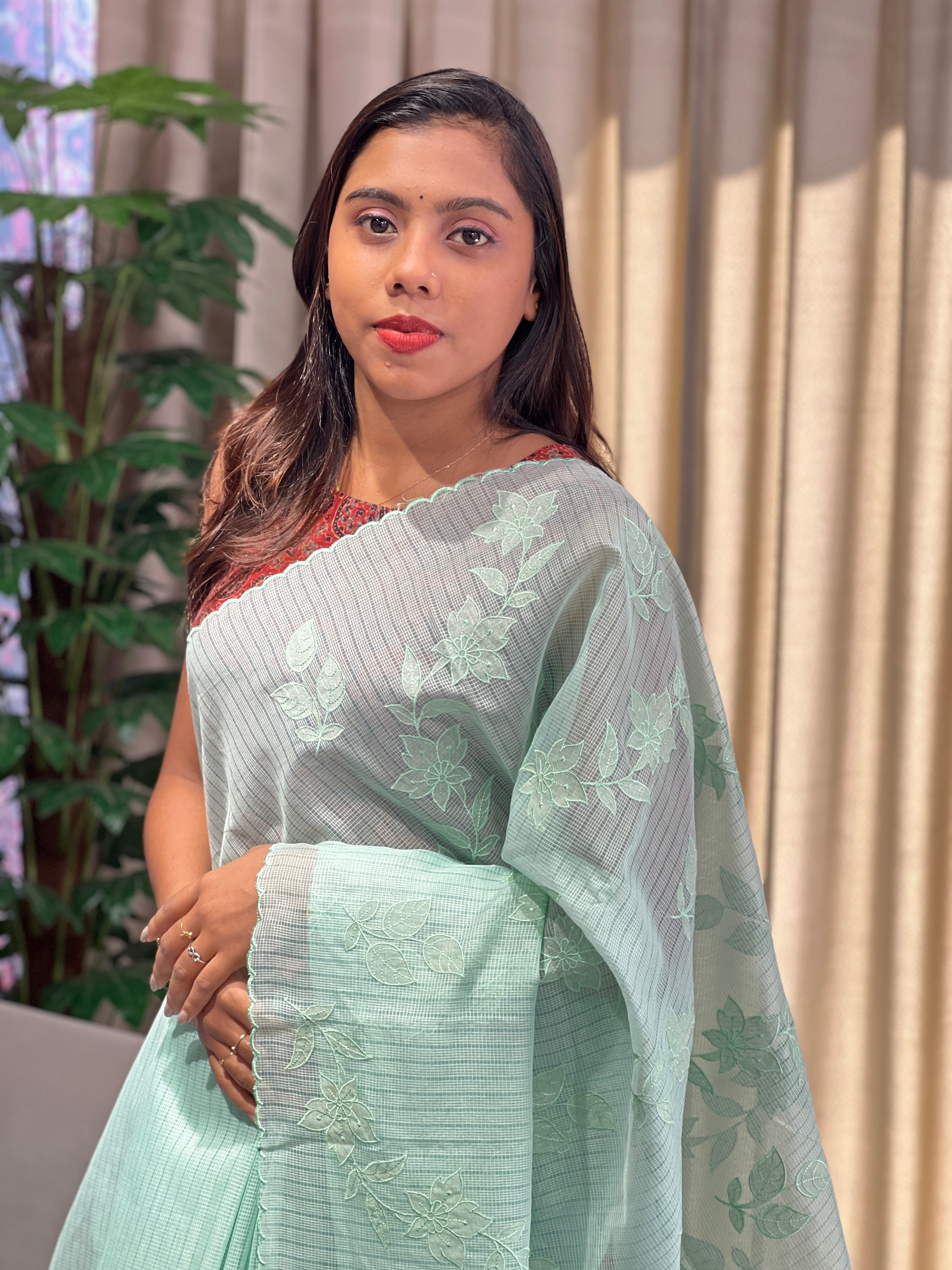 Floral Applique Detailed Supernet Kota Saree | YNG960