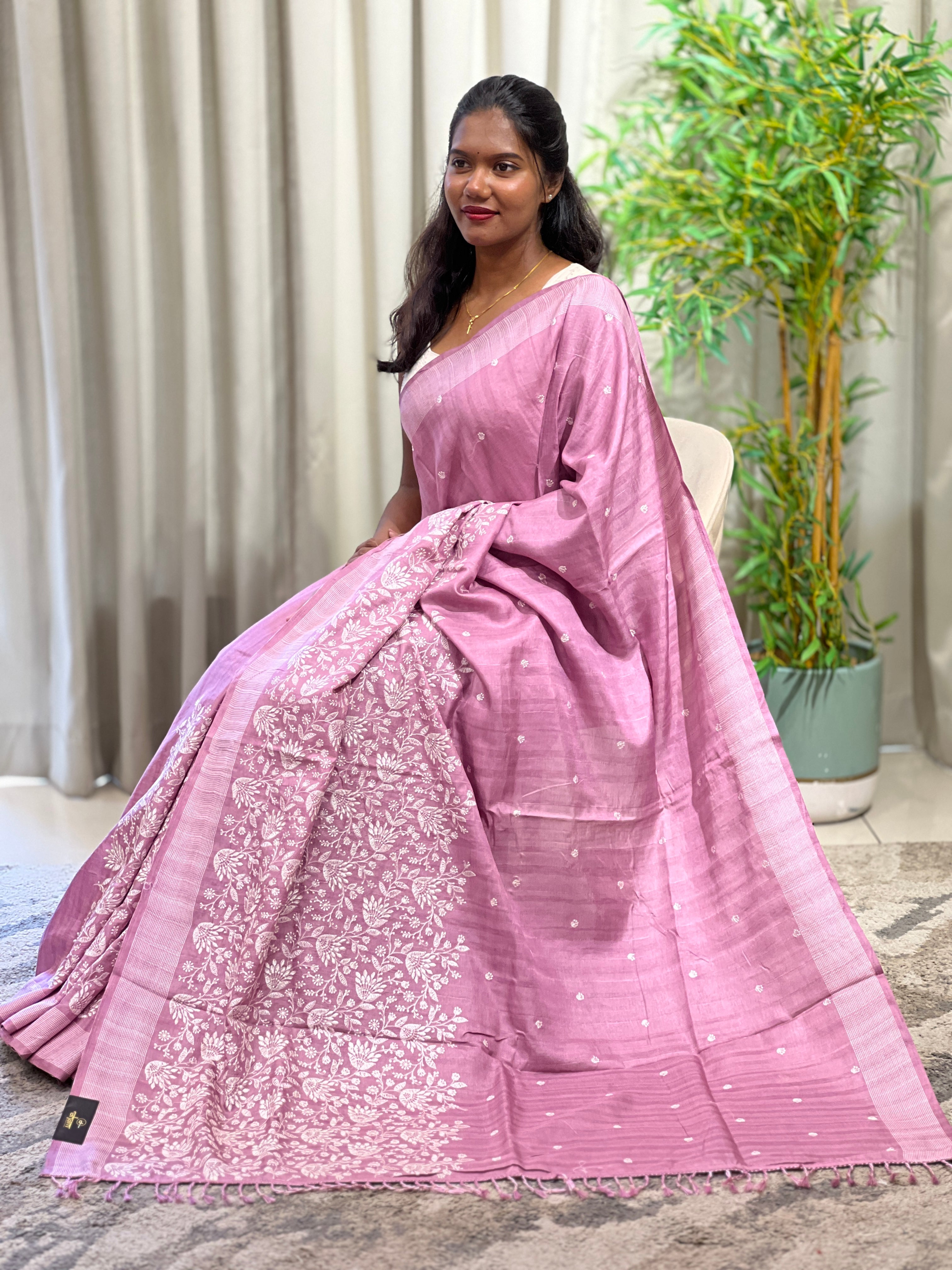Embroidered Buta Woven Tussar Saree | SUN802