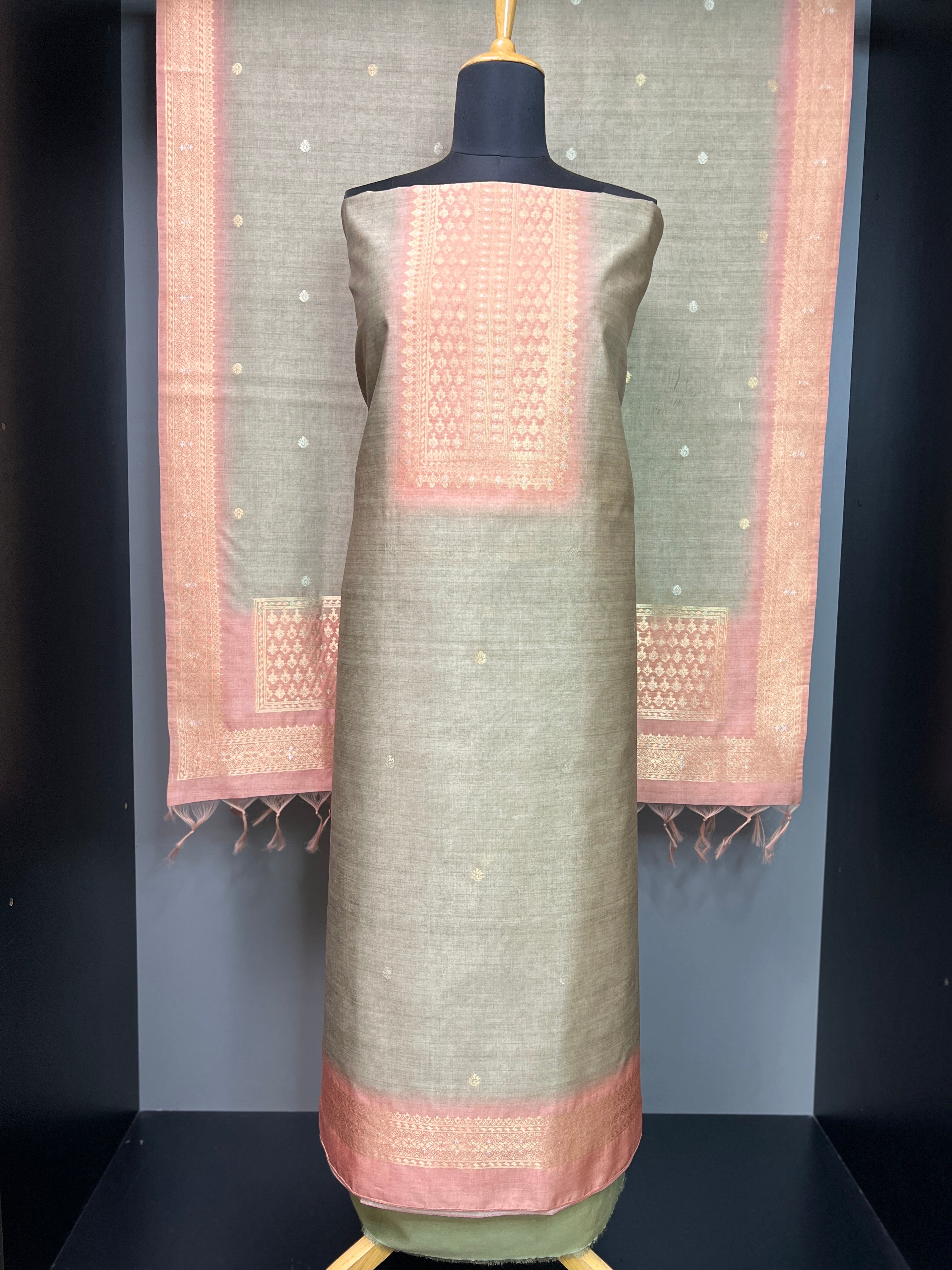 Banarasi Weaved Semi Silk Salwar Set | SP142