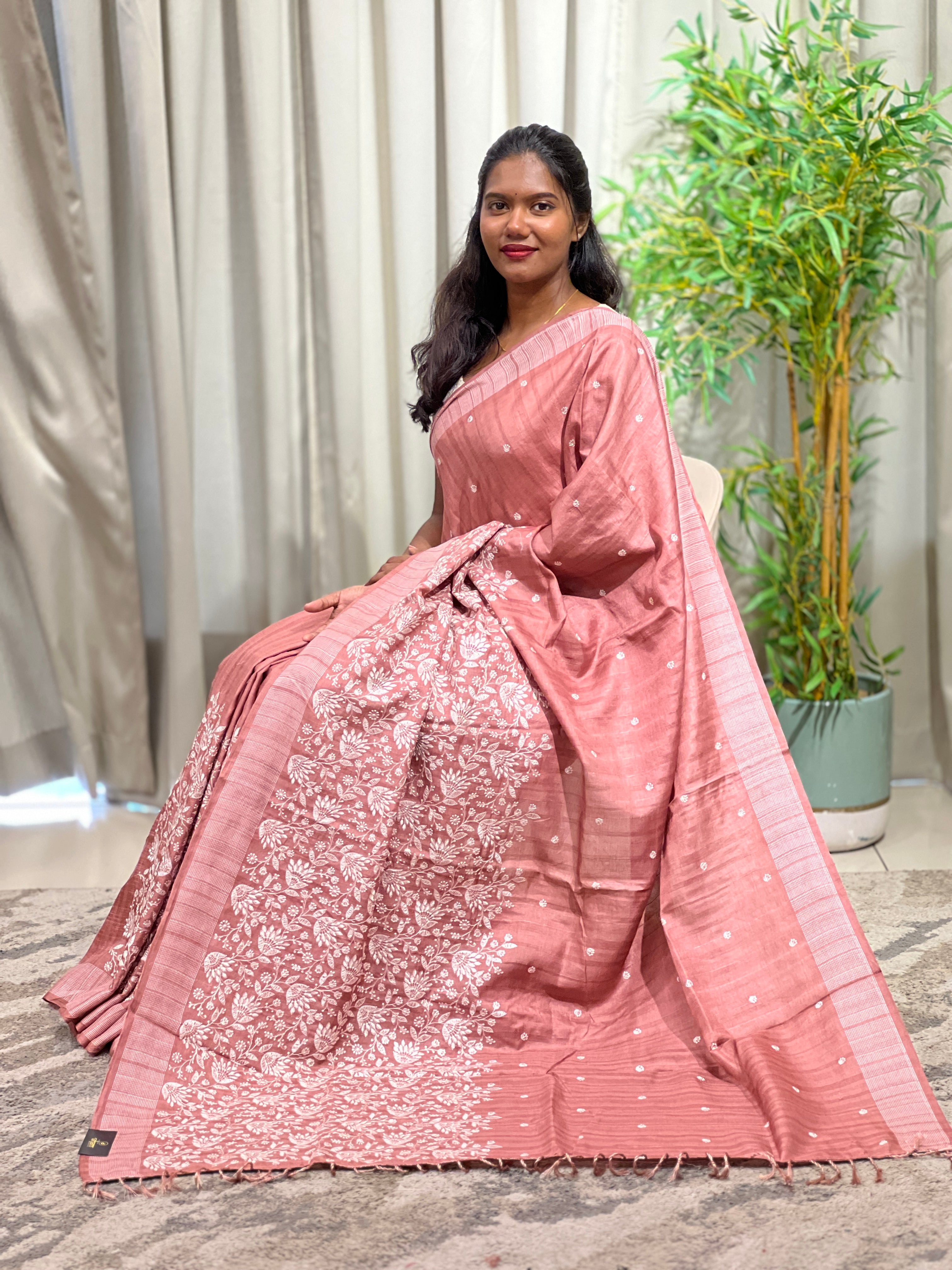 Embroidered Buta Woven Tussar Saree | SUN801