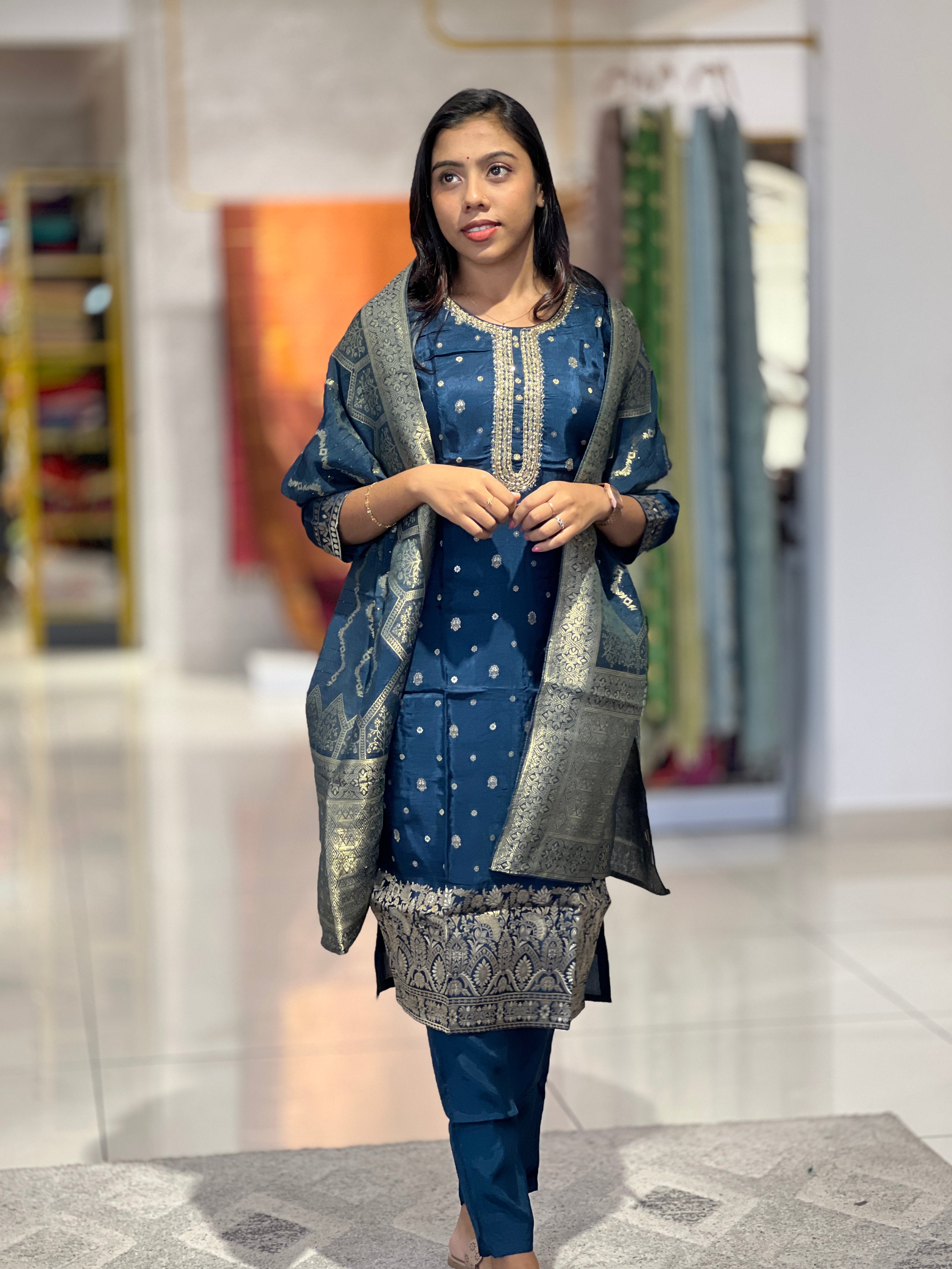 Zari Detailed Soft Banarasi Kurta Set | SJL135