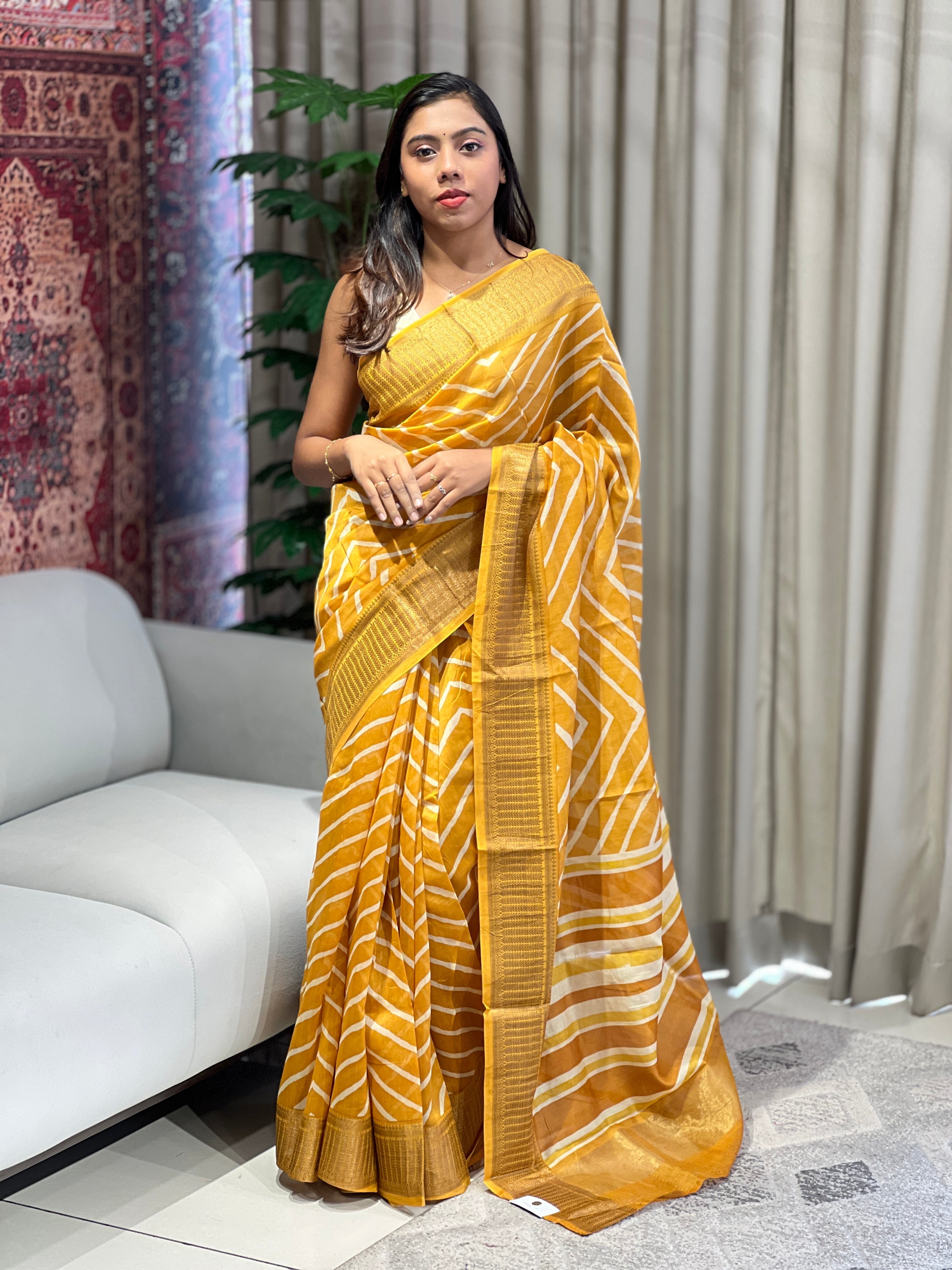 Zigzag Print With Banarasi Border Detailed Chanderi Saree | RGD790