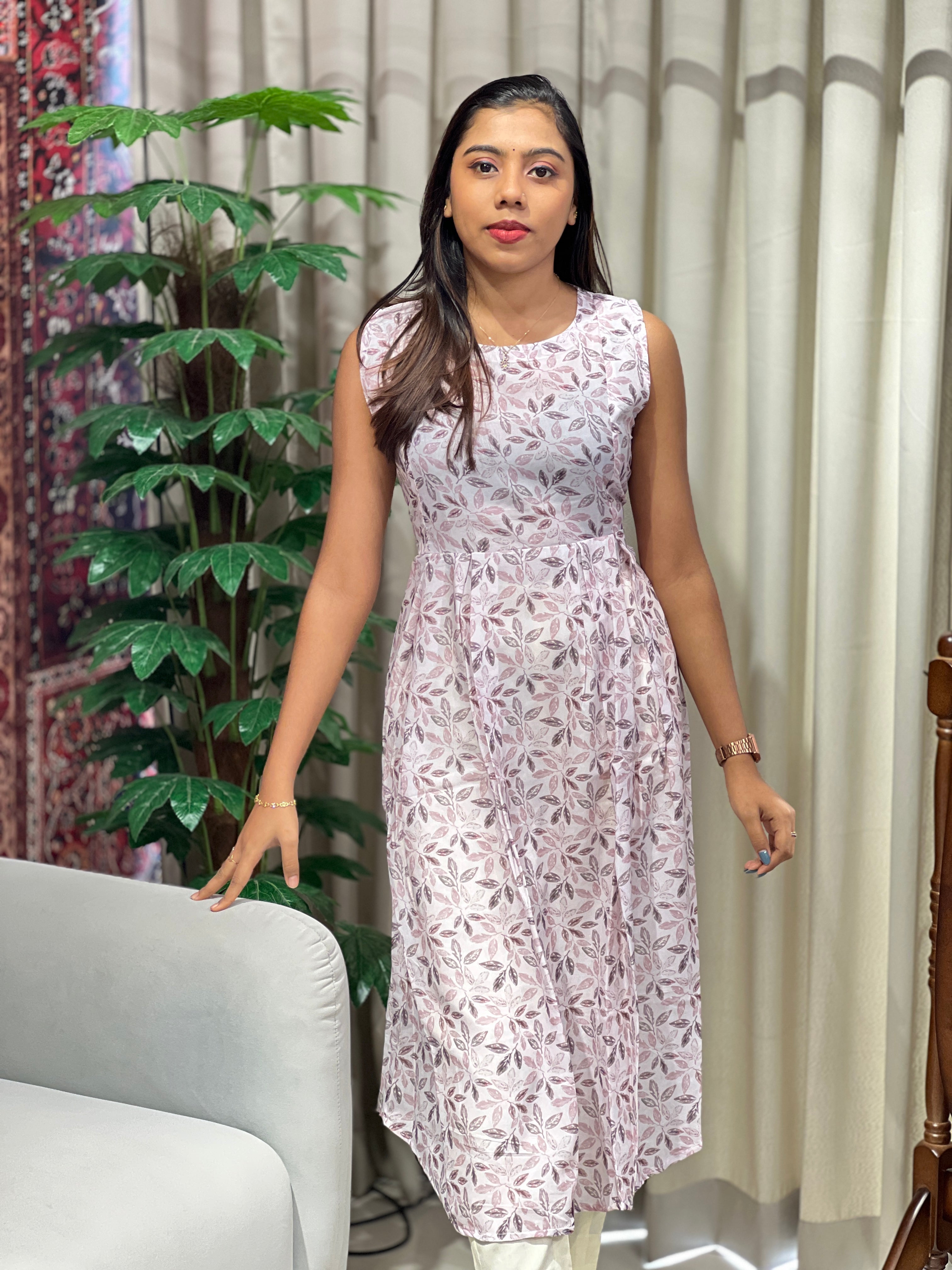 Leaf Print Detailed Cotton Kurta | RMLA299