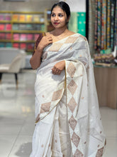 Embroidery Check Organza Finish  Saree | BLD1342