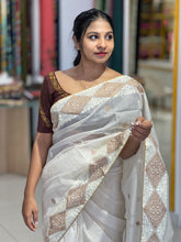Embroidery Check Organza Finish  Saree | BLD1342