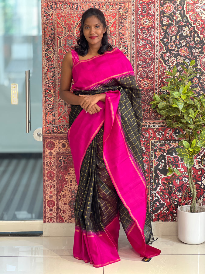 Golden Zari Check Pattern Kanchipuram Saree | ADB139A
