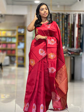 Zari Woven Motif Semi Silk Saree | HT189