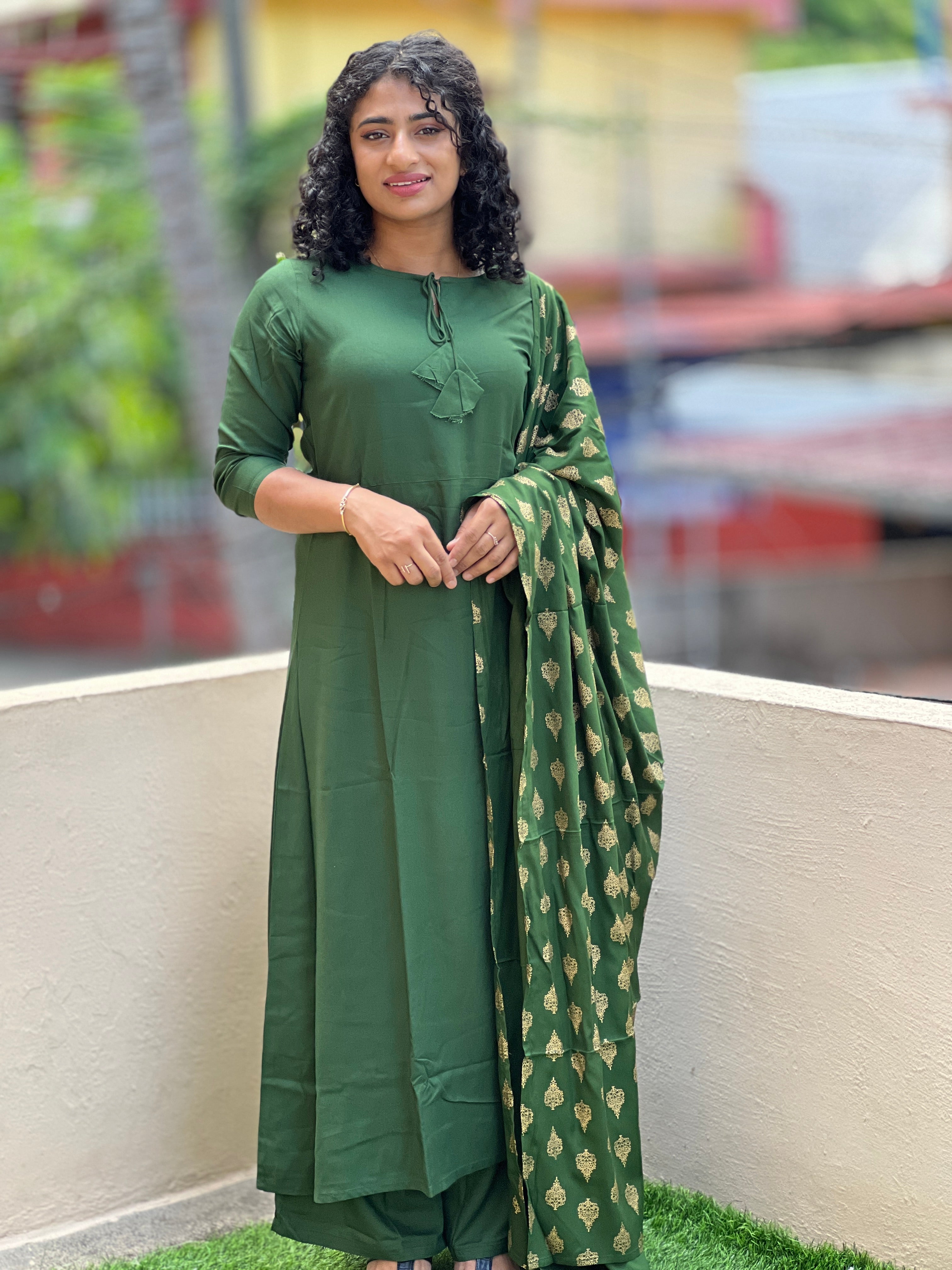 Round Neck Tie-Up Pattern Kurta Set | YFT149