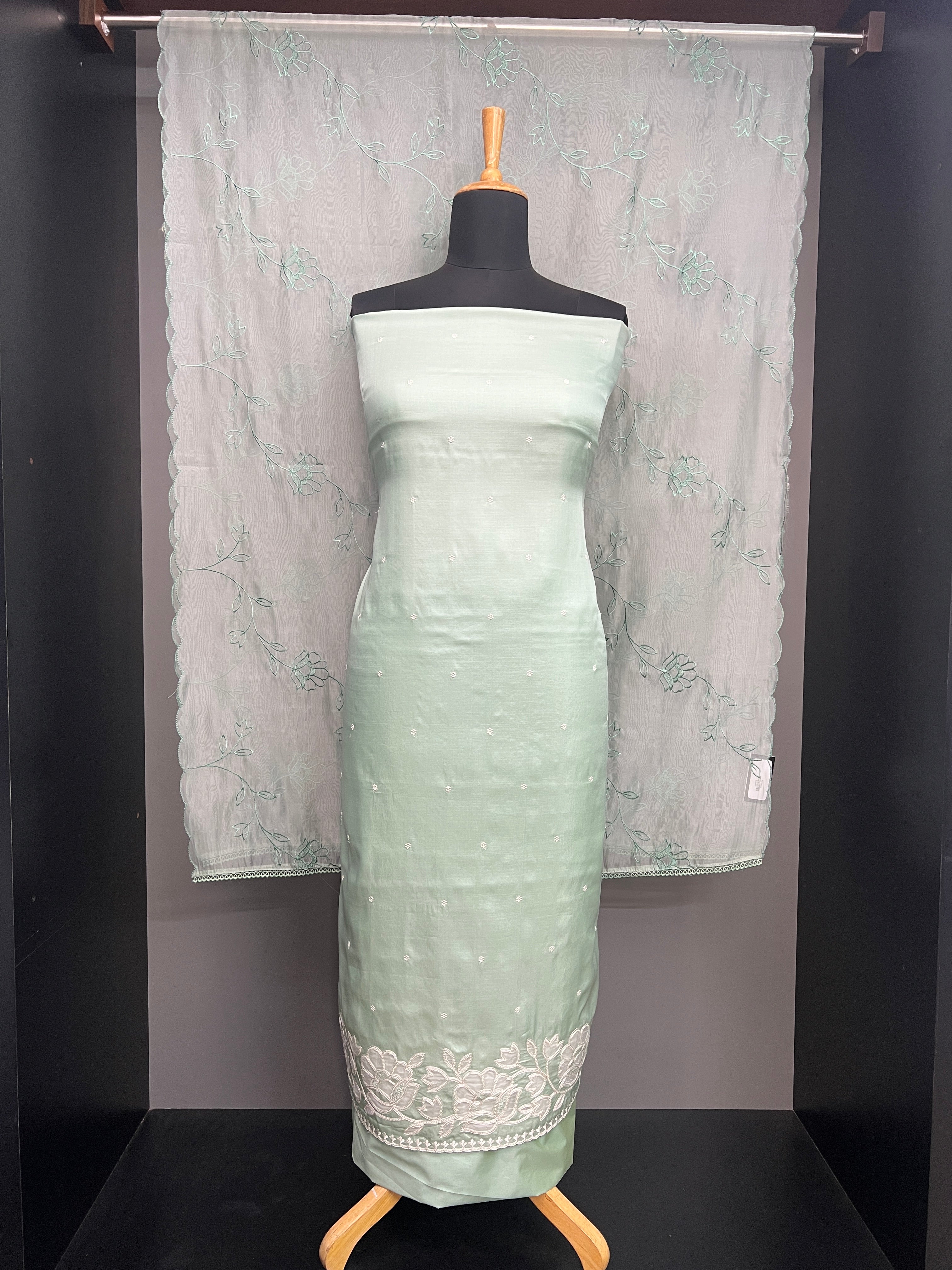 Floral Applique Detailed Semi Tussar Salwar Set | SUN649