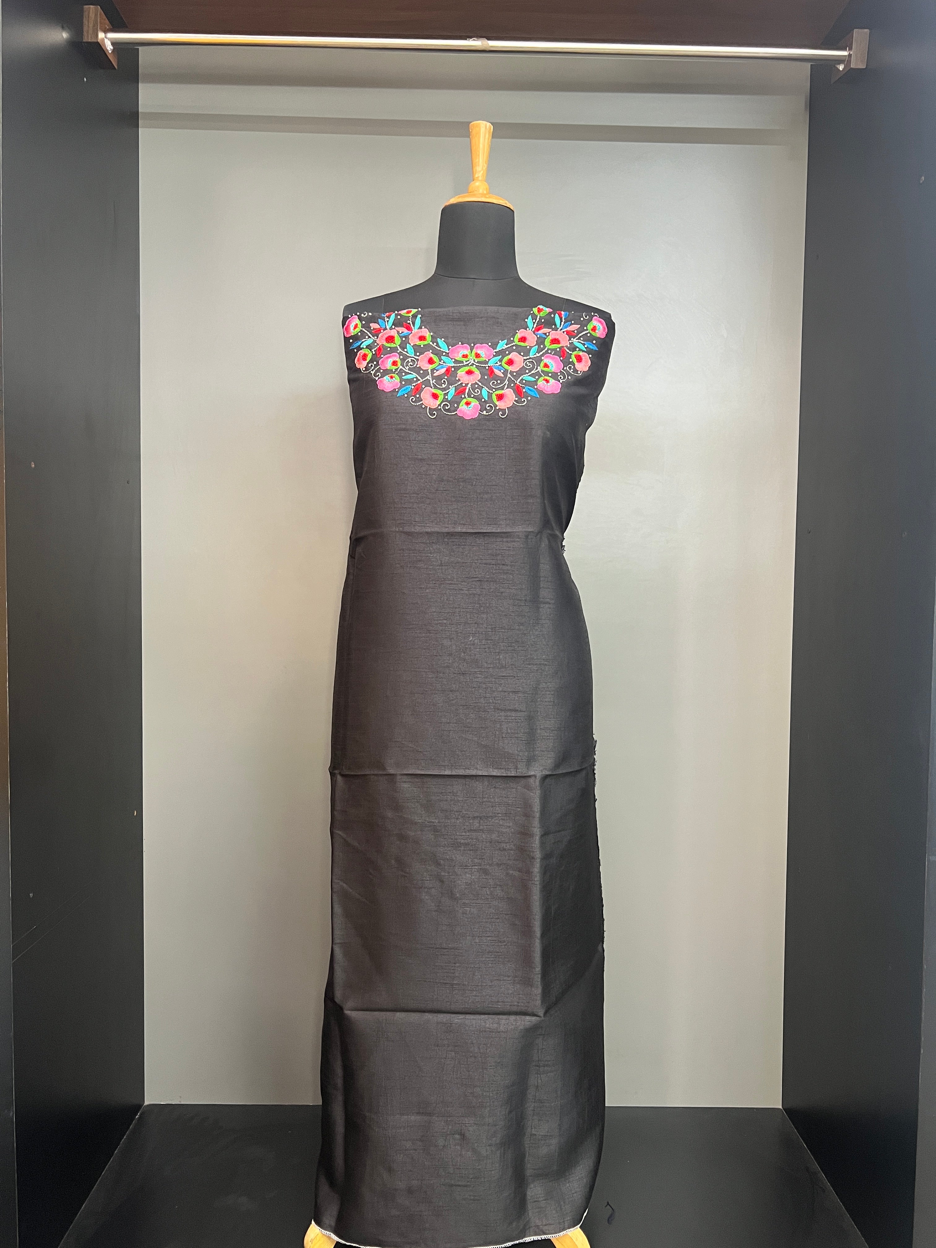 Floral Embroidery Detailed Raw Silk Kurta Material | DNT131