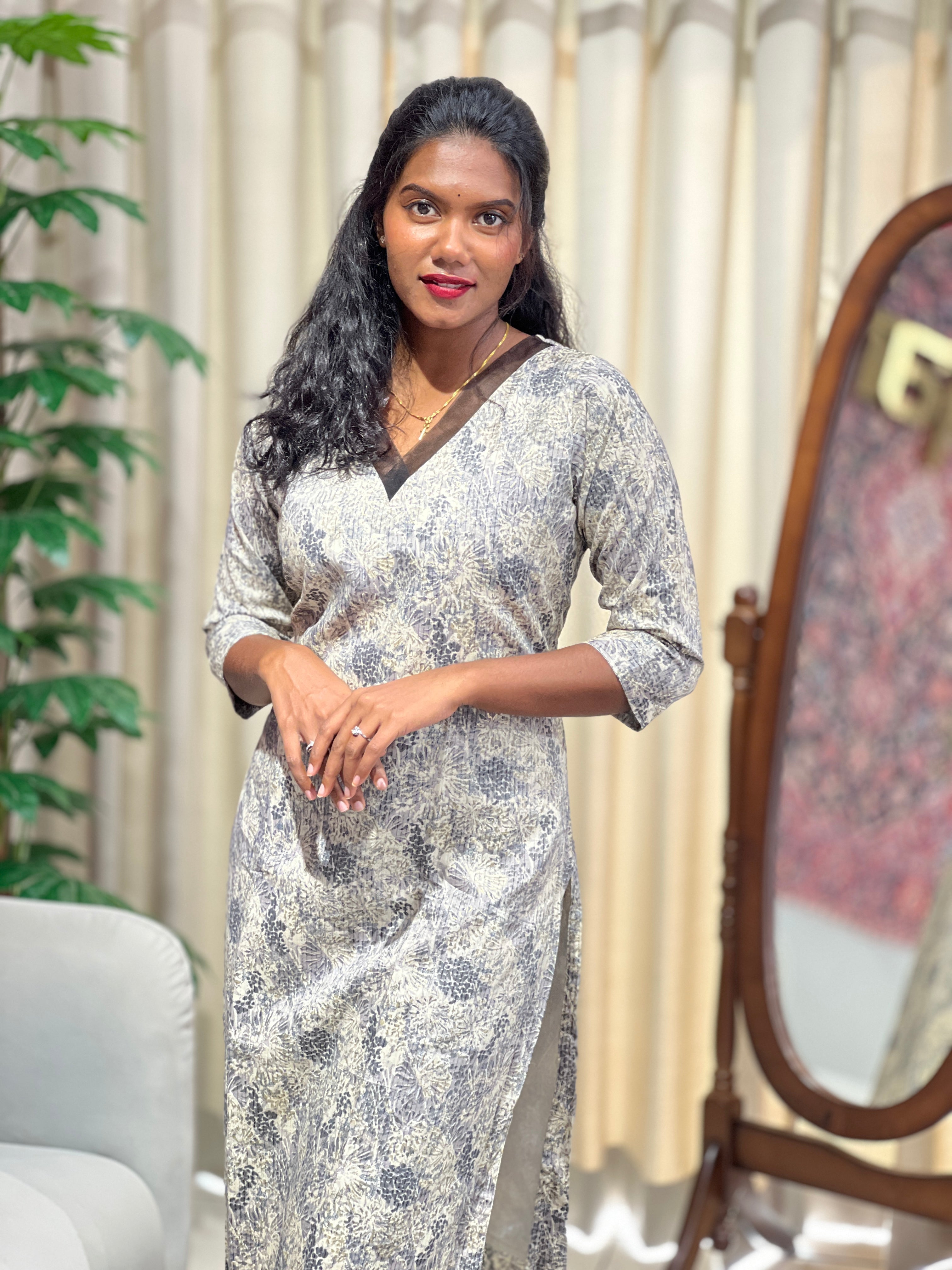 Floral Print With Foil Paint Detailed Muslin Finish Kurta Set | MSN141