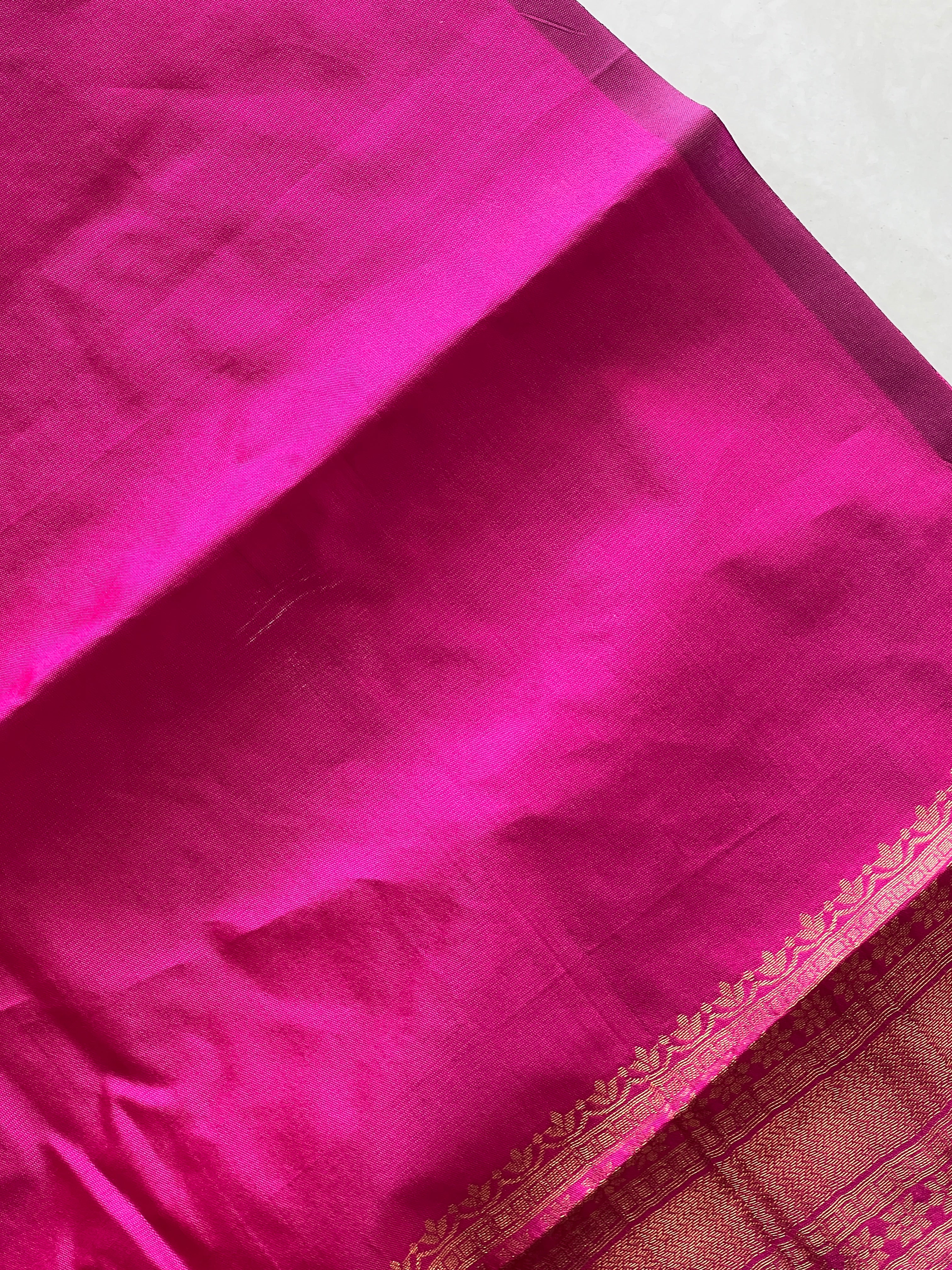 Zari Woven Motif Semi Silk Saree | | HT188