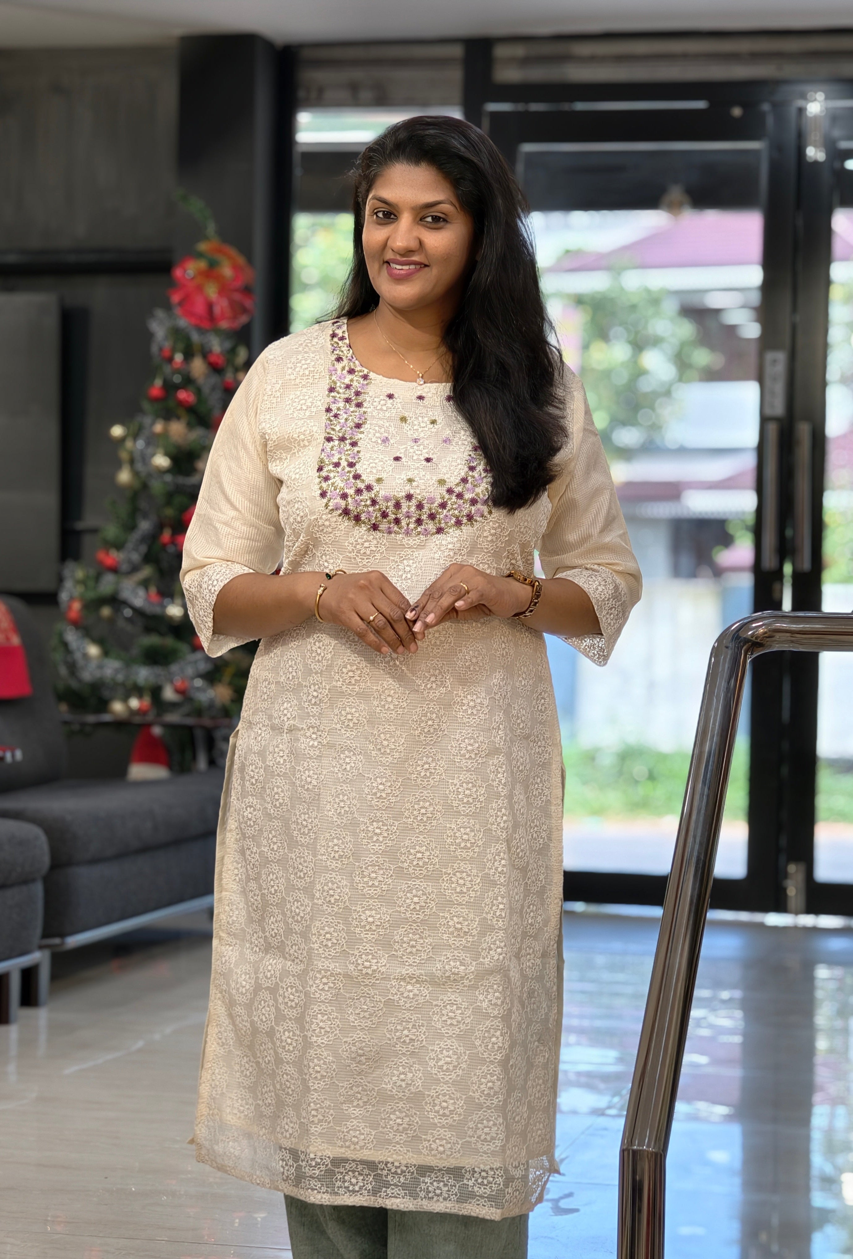 Embroidery Detailed Tepchi Kota Kurta | VSI127