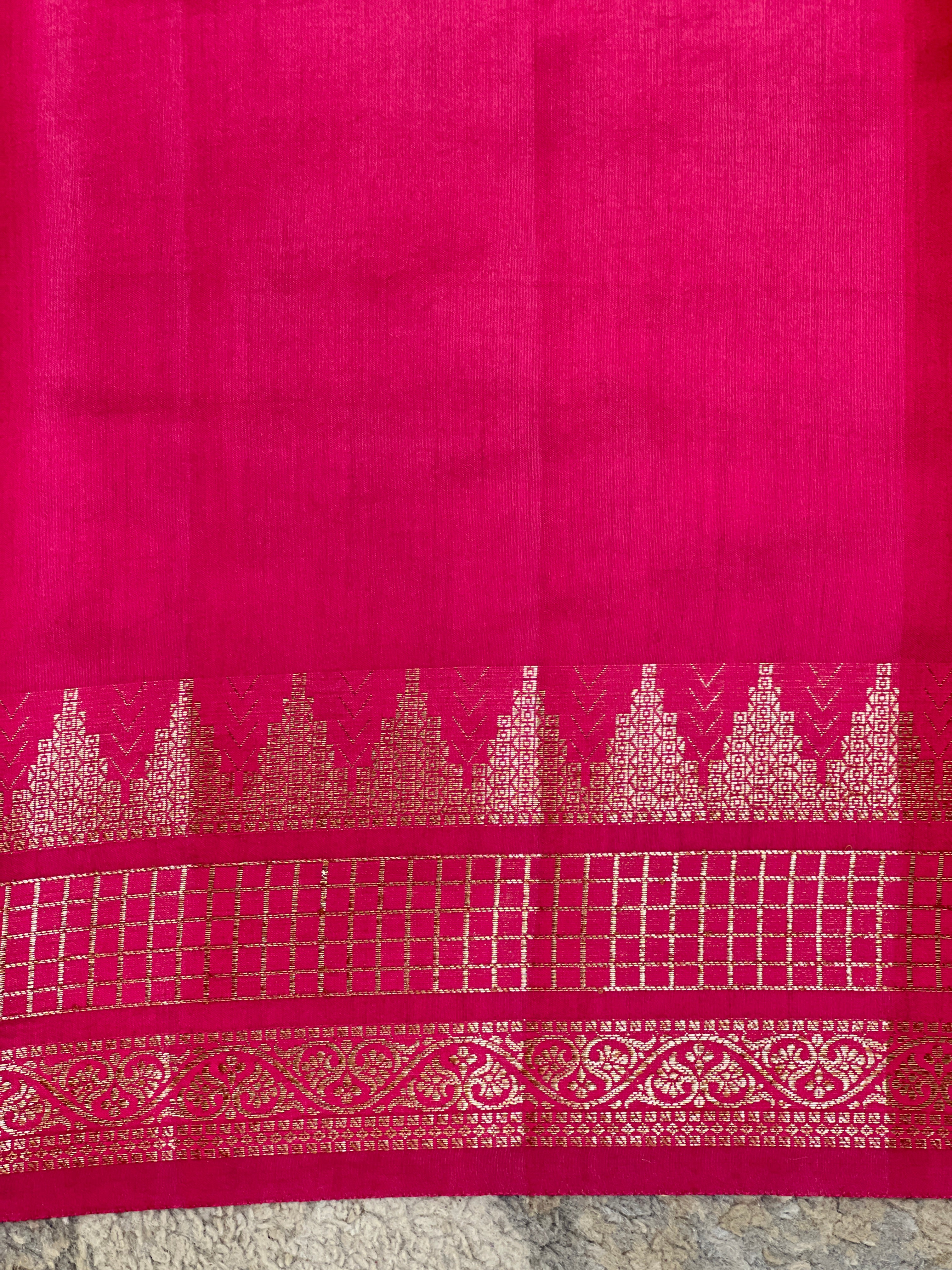 Floral Pattern Banarasi Tussar Finish Saree | GA145