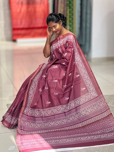 Floral Print With Zari Border Detailed Chanderi Silk Saree | VDA106