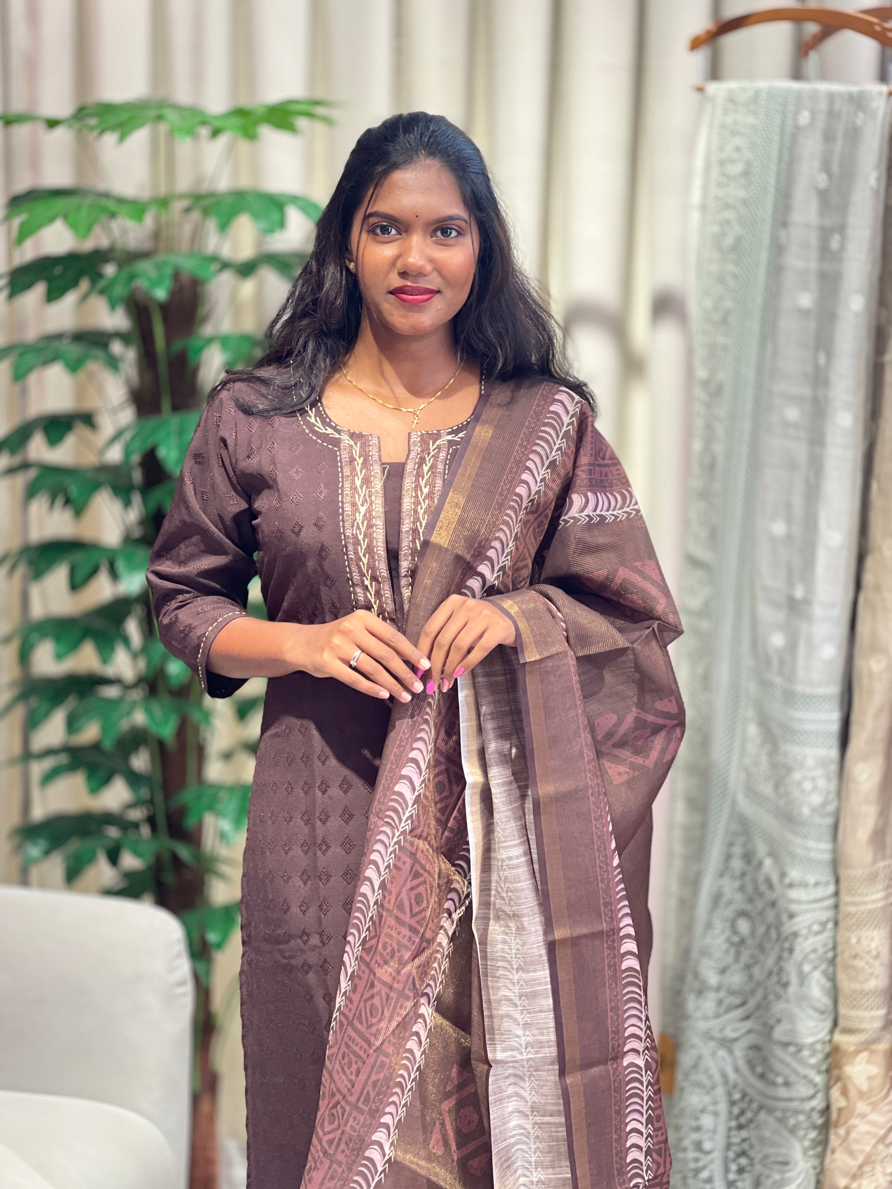 Geometric Pattern Semi Silk Kurta Set | KKR107