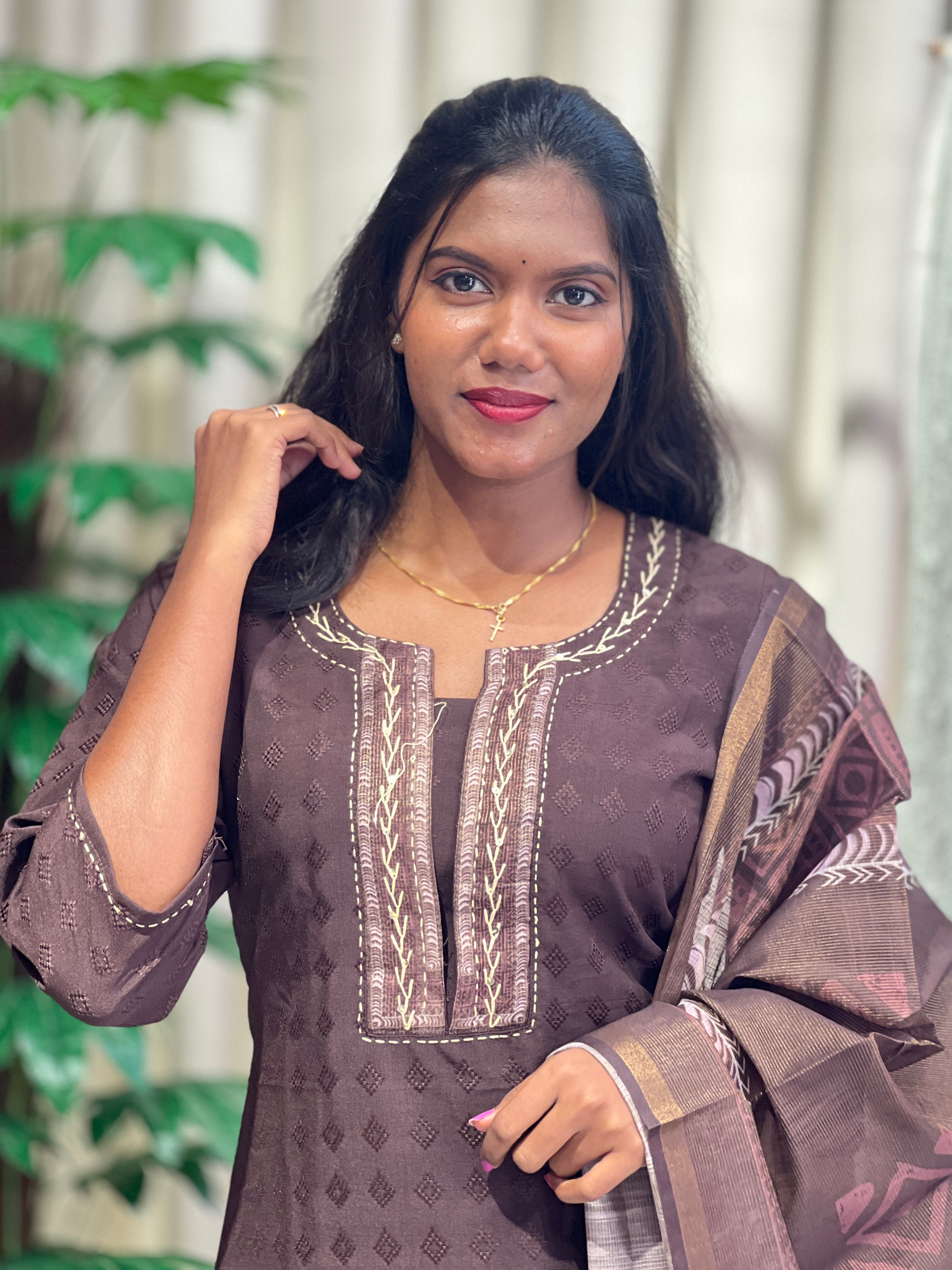 Geometric Pattern Semi Silk Kurta Set | KKR107