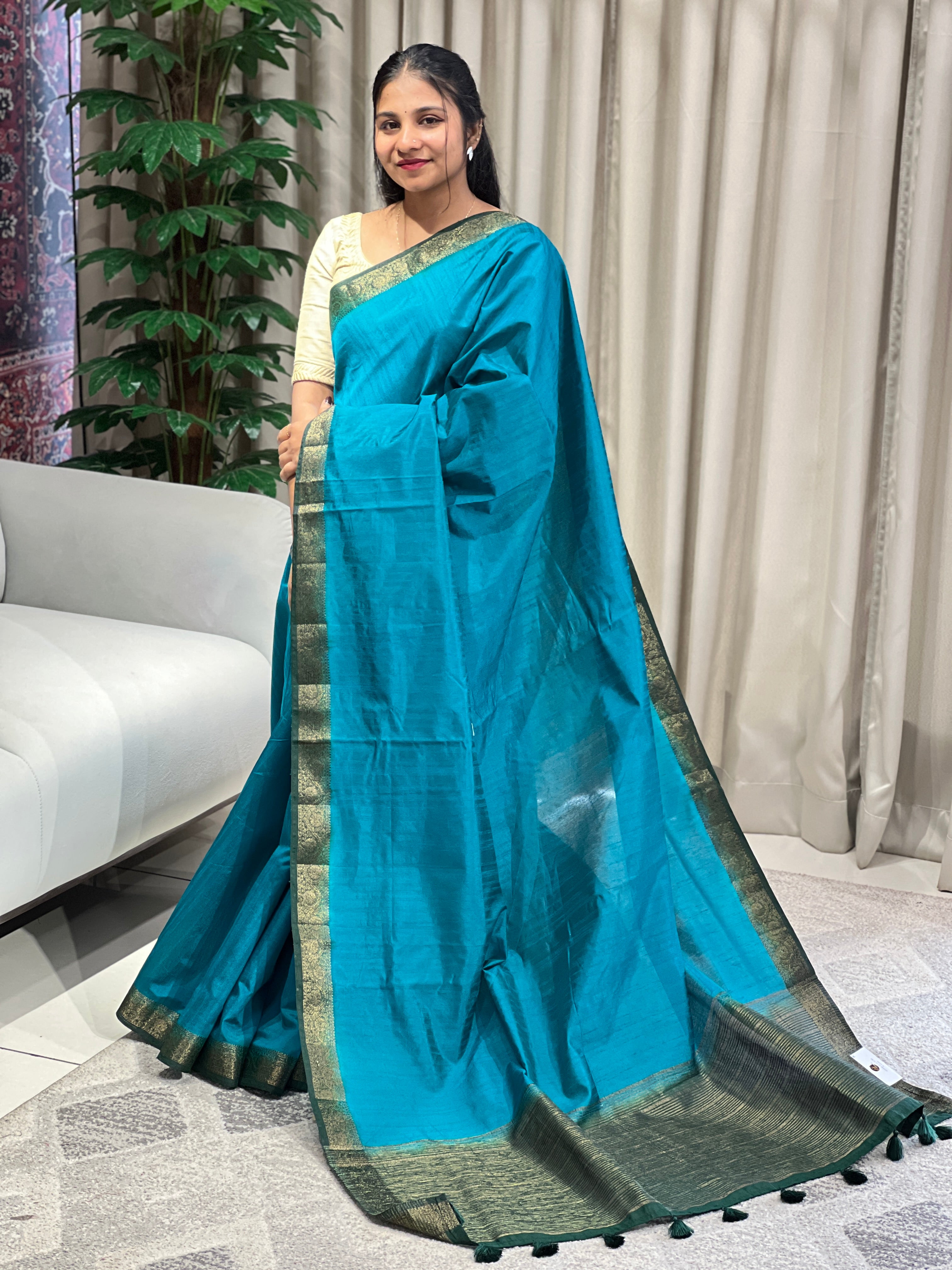 Zari Detailed Cotton Silk Saree | YNG993