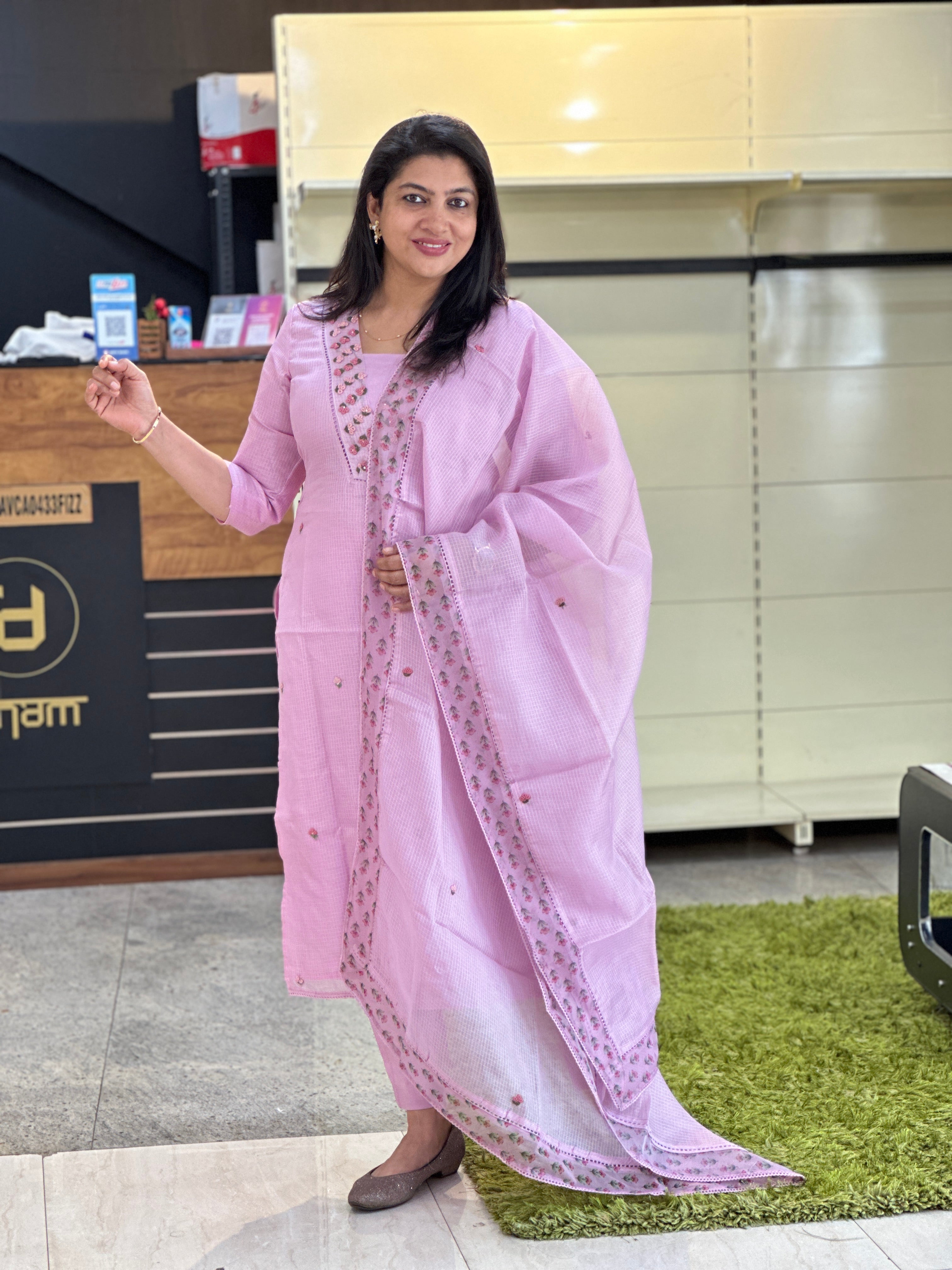 Hand Embroidery Detailed Silky Kota Salwar Set | SRF116