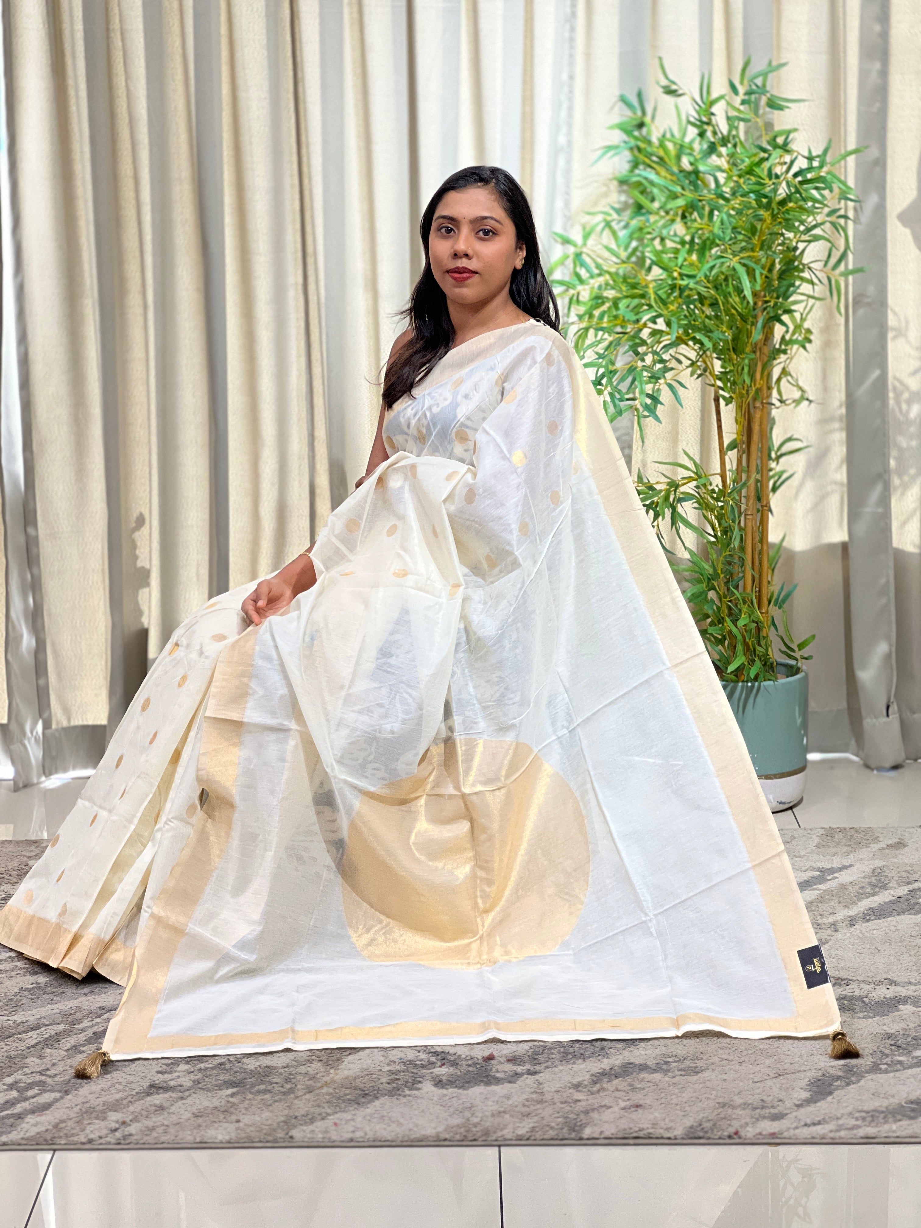 Potli Pattern Semi Silk Saree | HT473