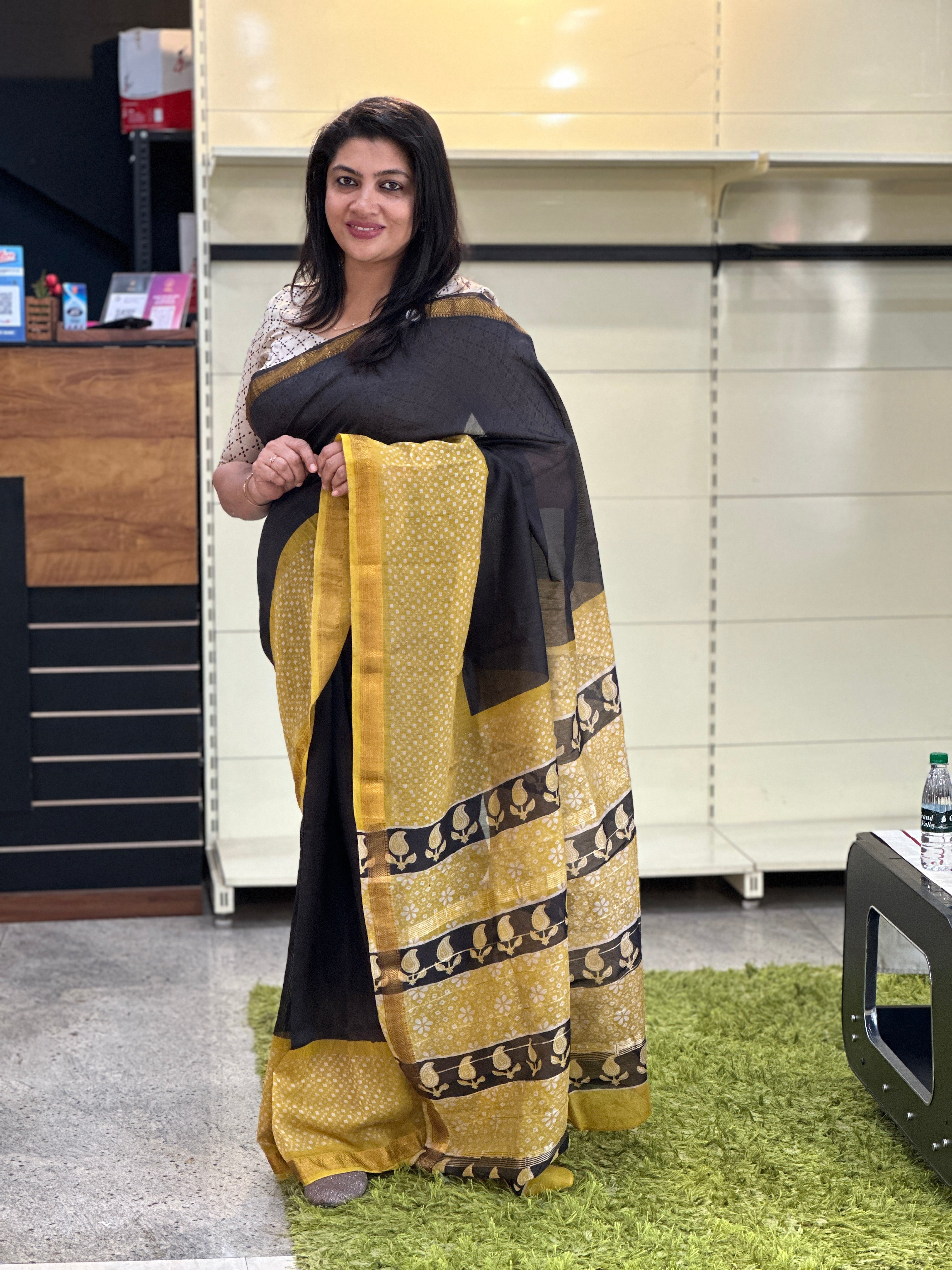 Mangalgiri Border Detailed Chanderi Saree | VFC585
