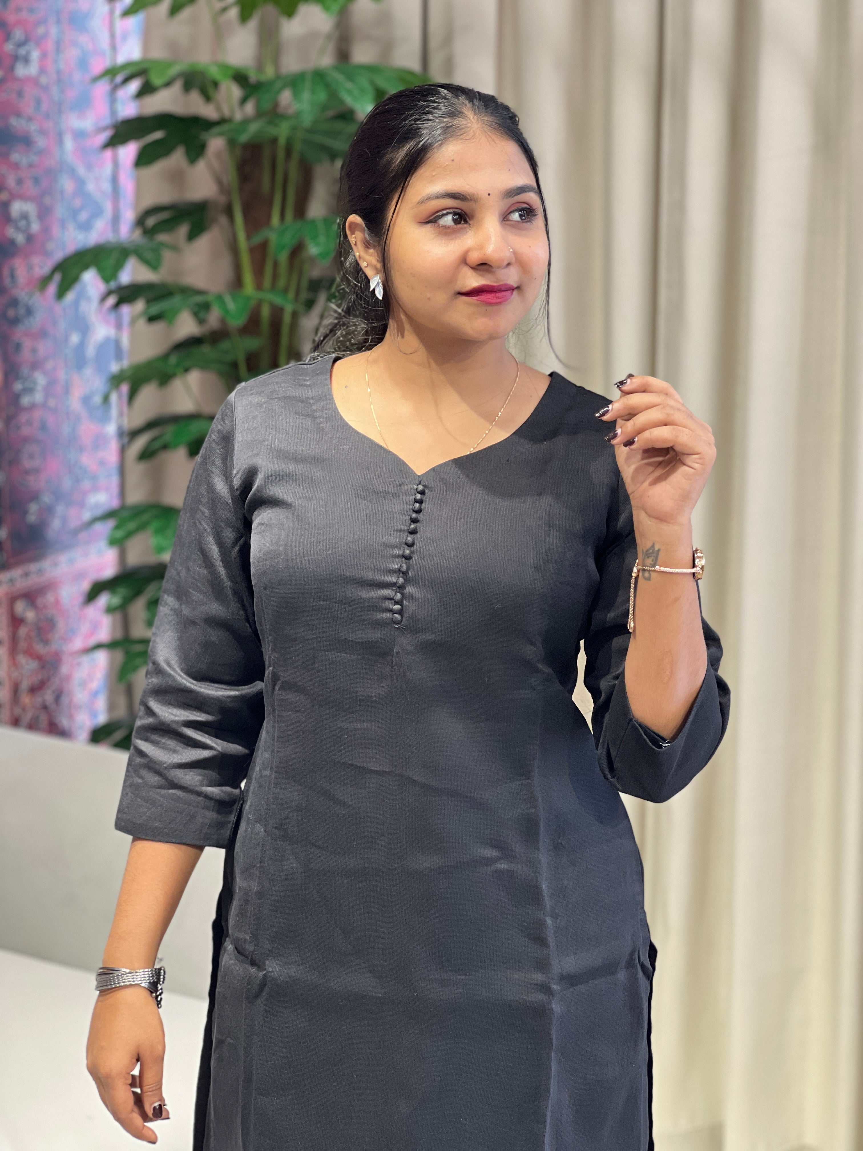 Potli Detailed Kota Kurta | DNT787