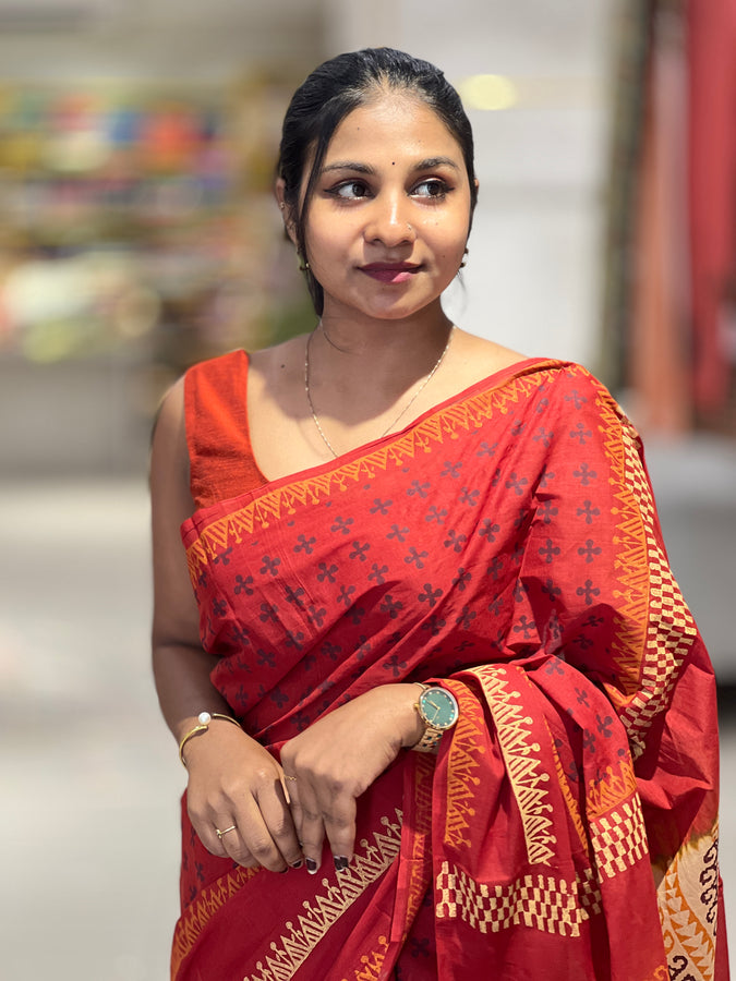 Printed Floral Detailed Cotton Saree | SFA107