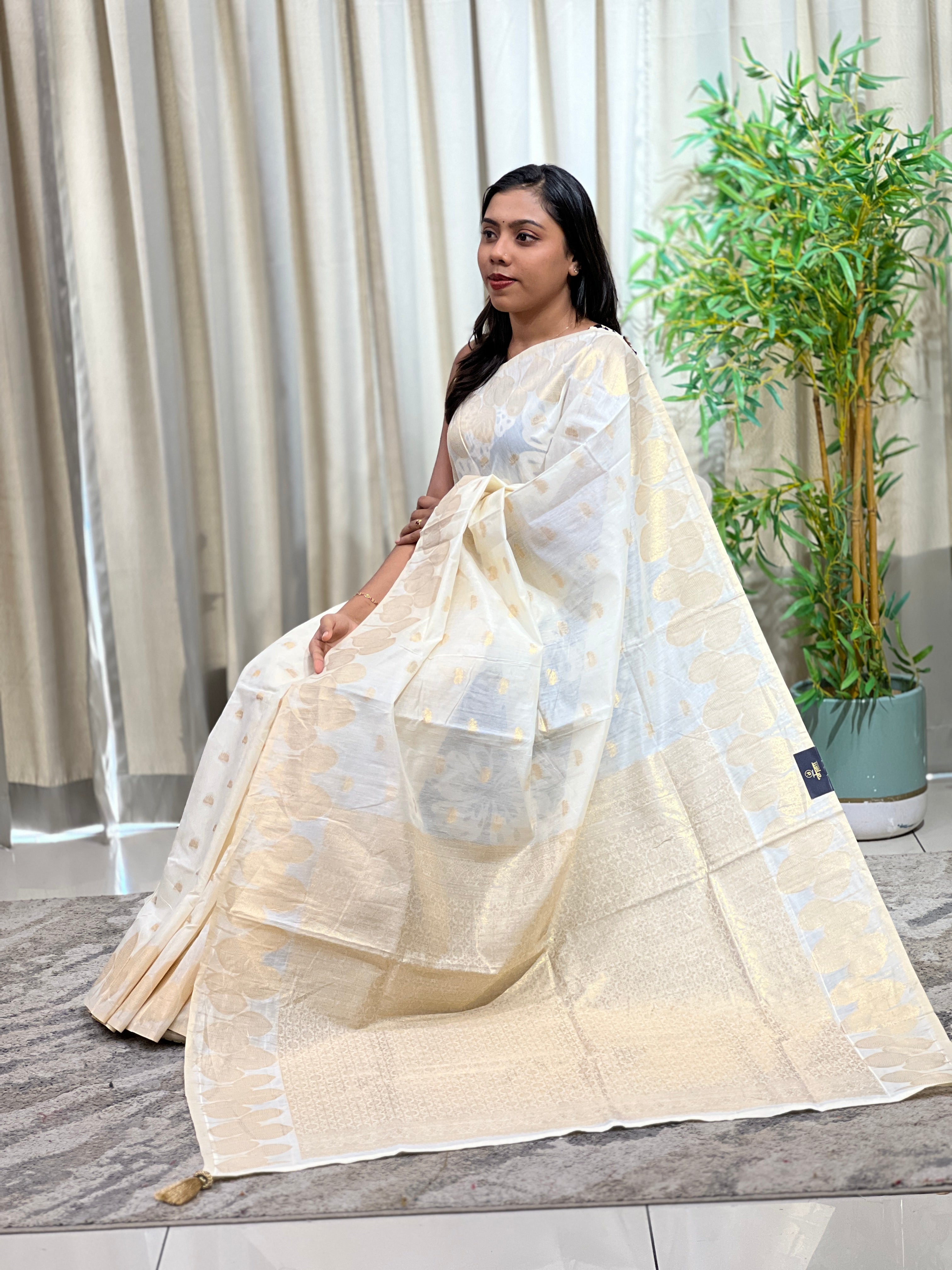 Buta Pattern Semi Silk Saree | HT466