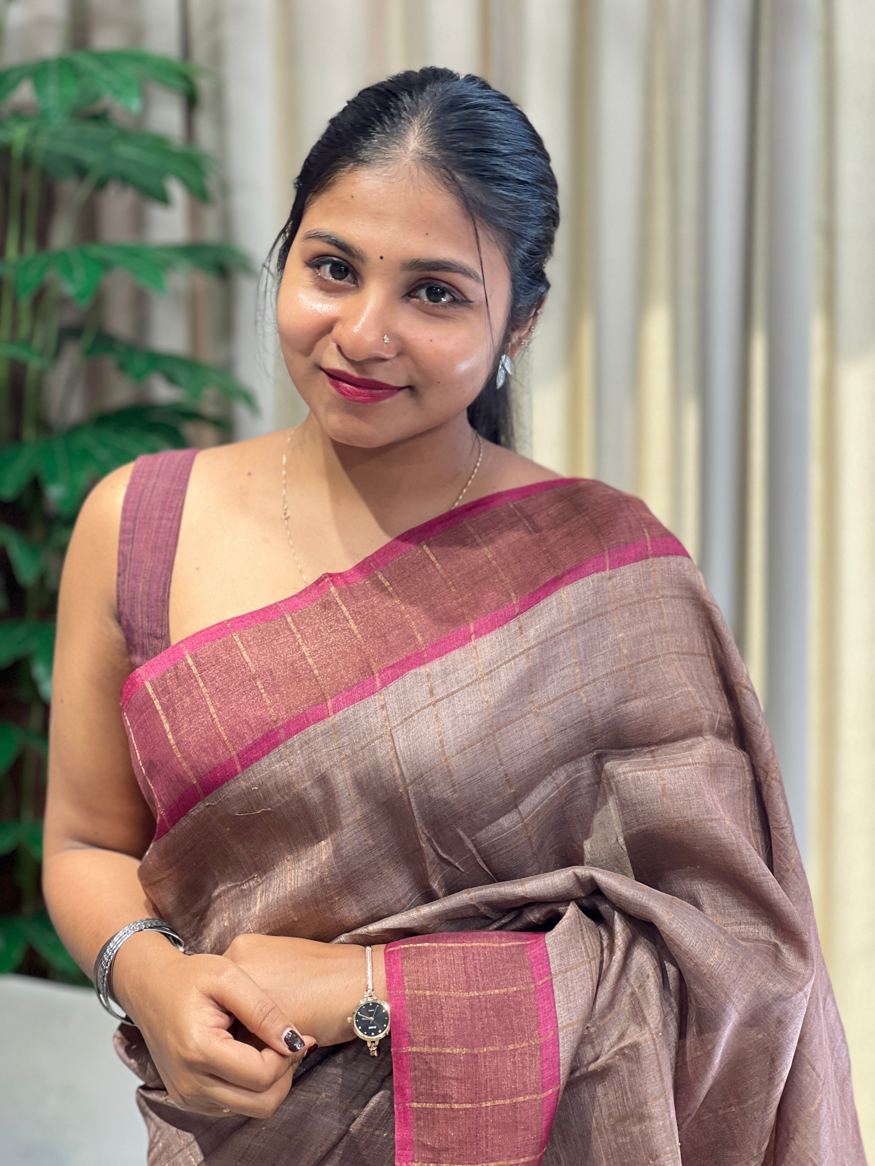 Zari Check Patterned Pure Tussar Saree | RGD766