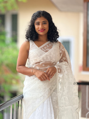 Dhakai Jamdani Weaved Organza  Saree  | SA168