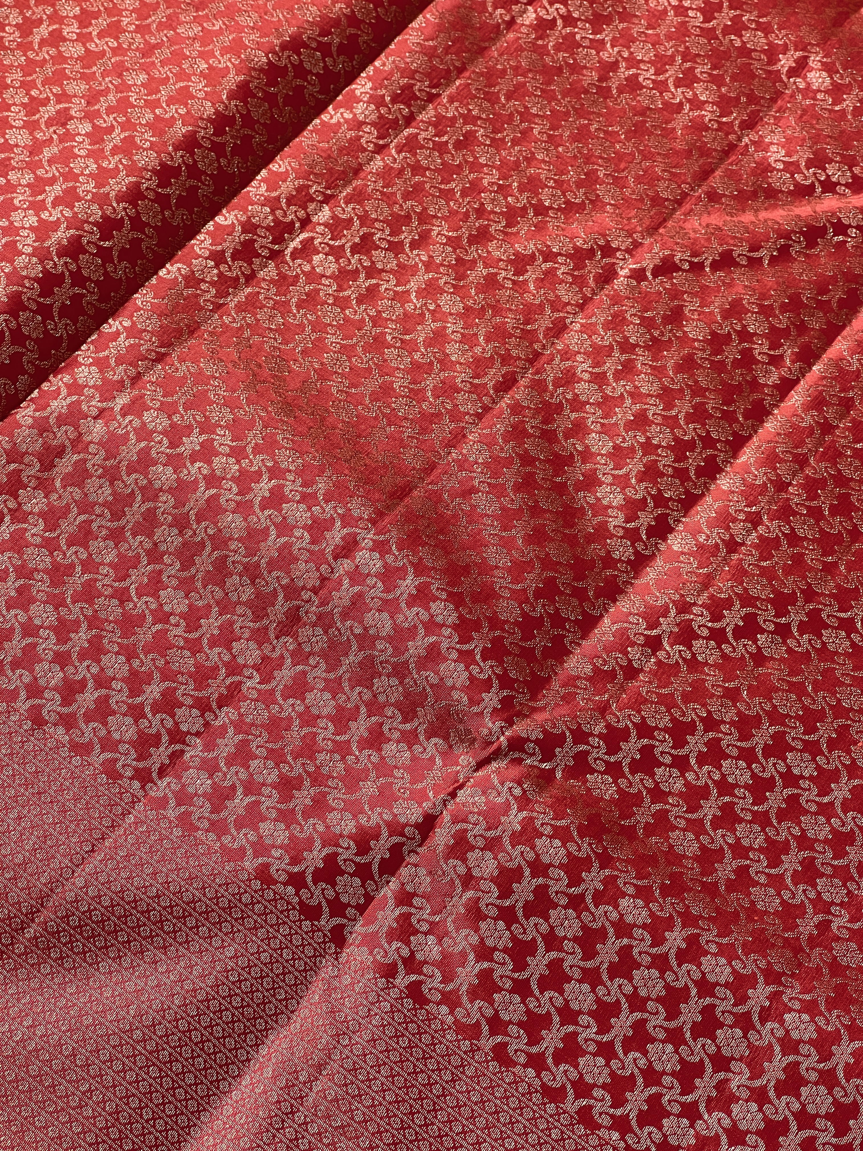 Traditional Floral Pattern Kanchipuram Saree | OM153