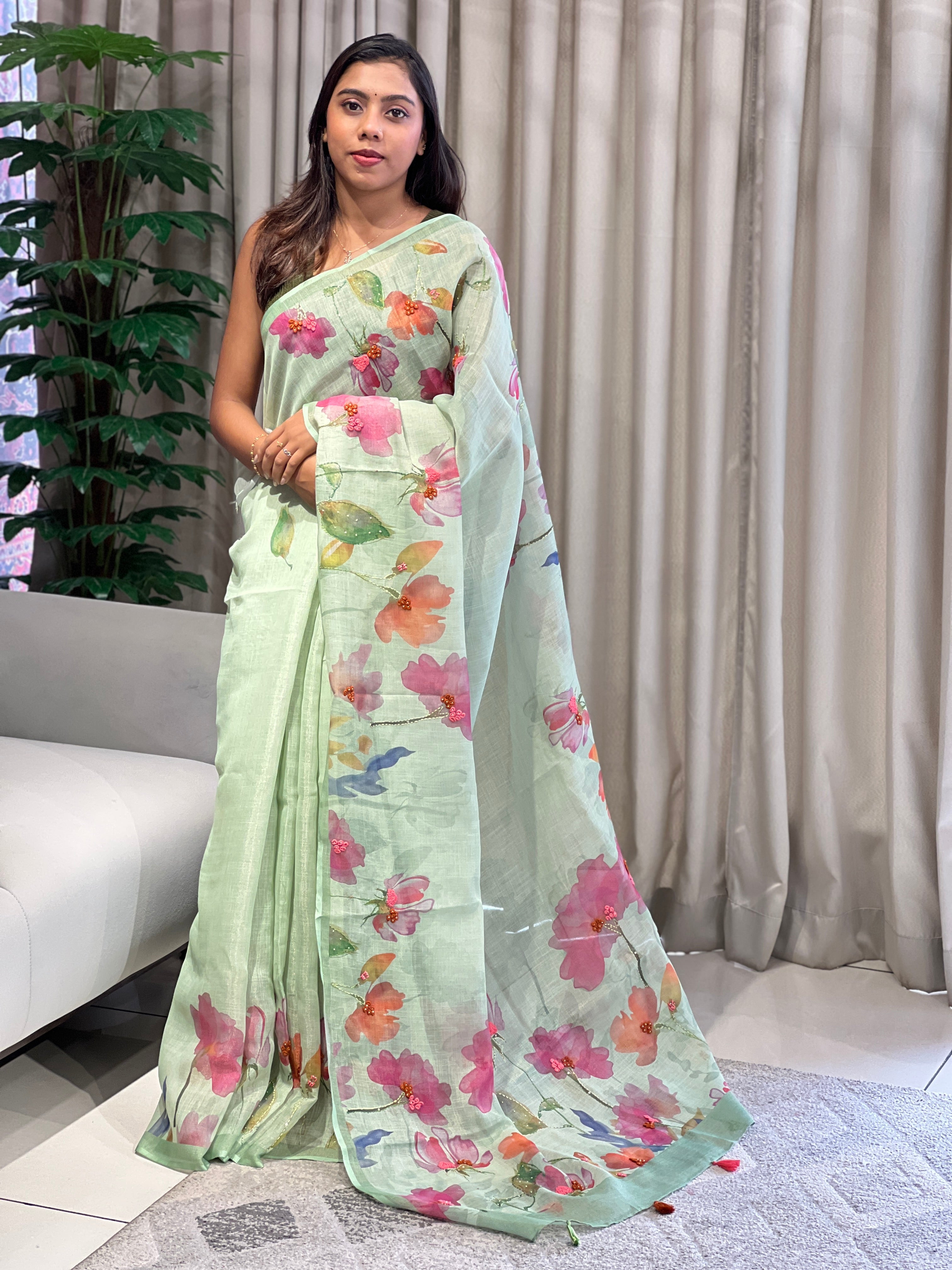 Floral Digital Printed Tissue Linen Saree | BLD1893