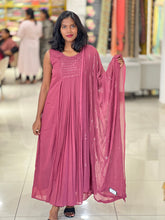 Embroidery Detailed Pure Chinon Kurta Set | BR113