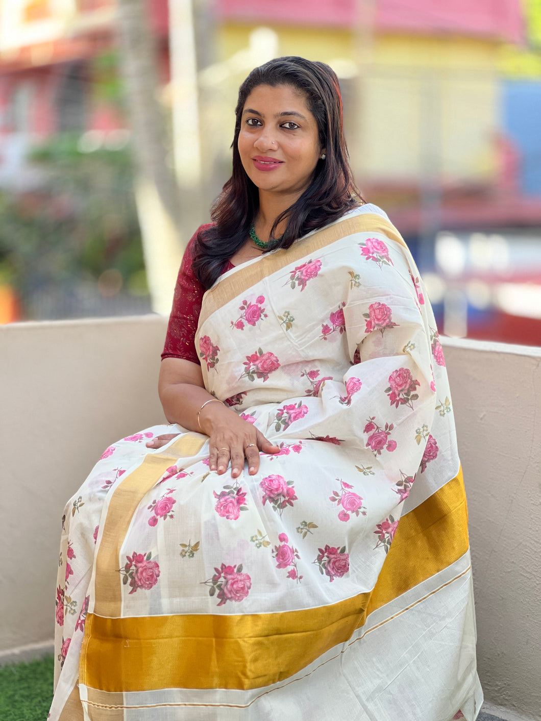 ATHRA , ELEGANT HAND BLOCK PRINTED KERALA COTTON SAREE WITH GOLD ZARI –  www.soosi.co.in