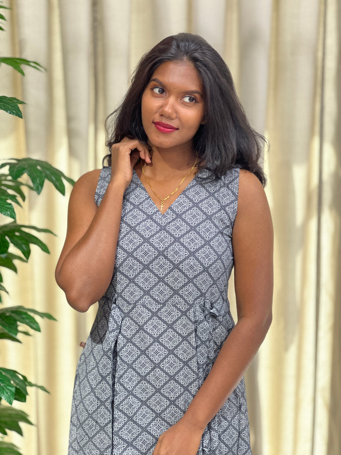 Print Detailed A-Line Cotton Kurta | VSI110