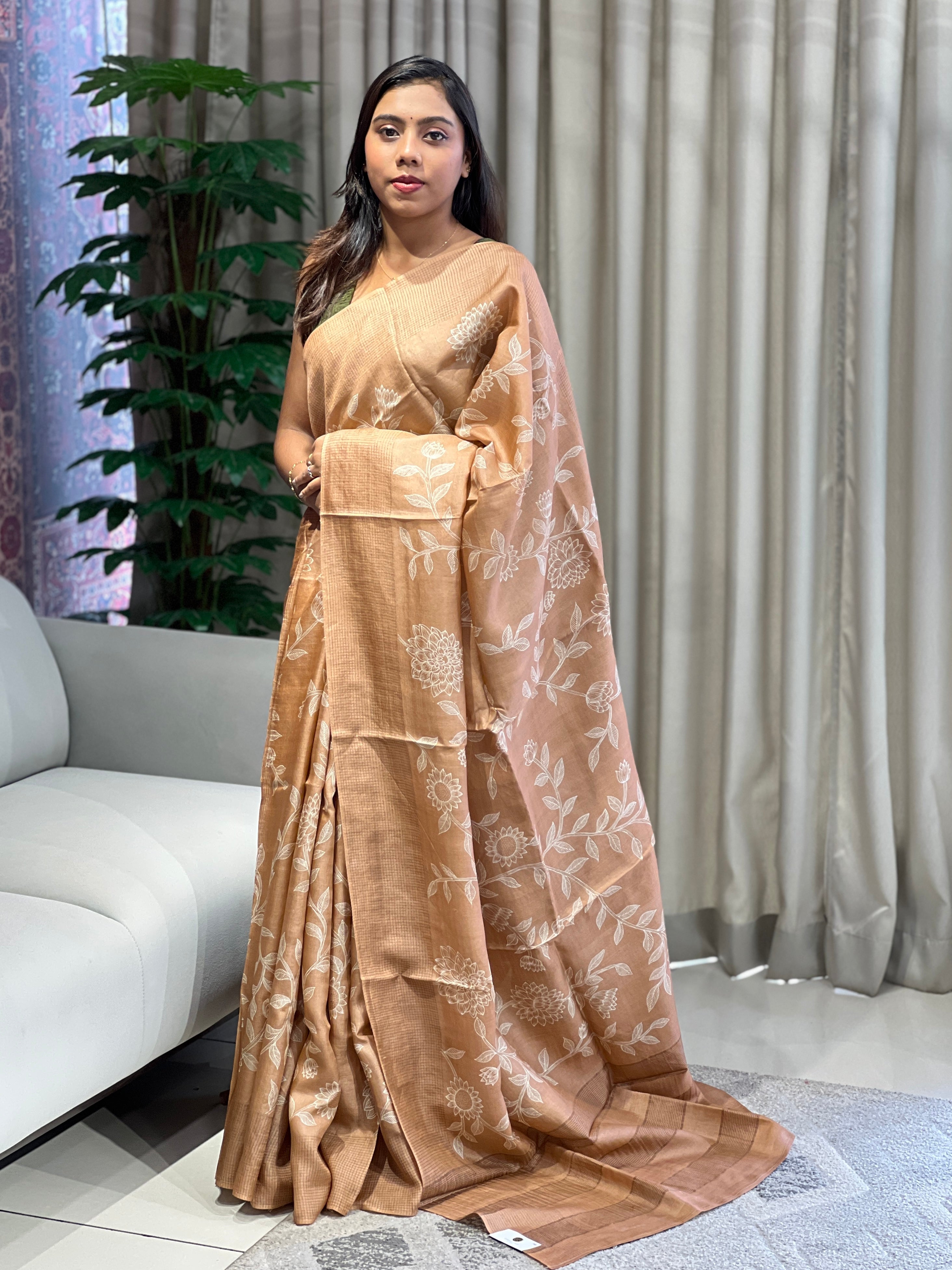 Floral Printed Pure Tussar Saree | RGD755